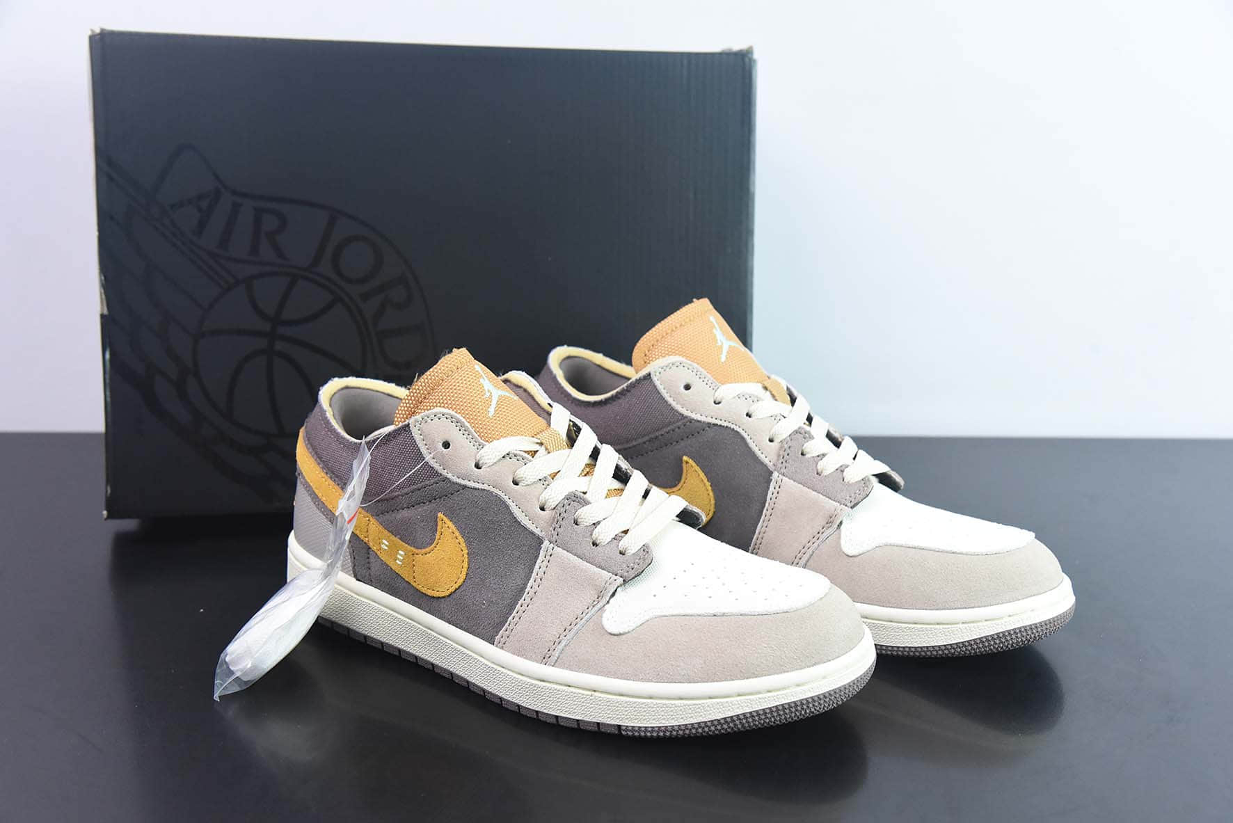 乔丹Air Jordan 1 Low SE CraftInside OutBrown Yellow AJ1乔丹一代解构棕黄低帮经典复古文化休闲运动篮球鞋纯原版本 货号:DN1635-200