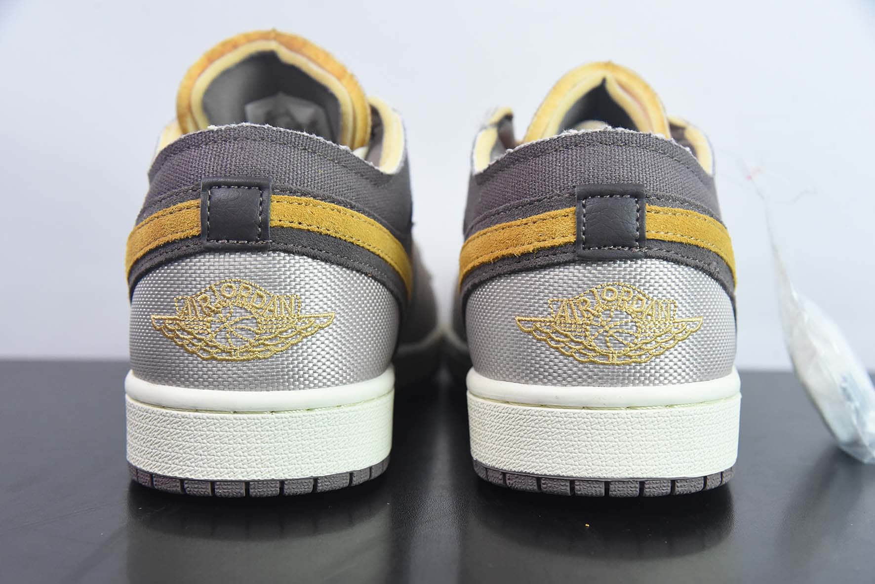 乔丹Air Jordan 1 Low SE CraftInside OutBrown Yellow AJ1乔丹一代解构棕黄低帮经典复古文化休闲运动篮球鞋纯原版本 货号:DN1635-200