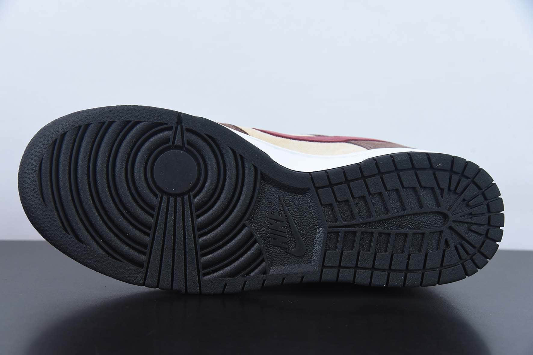 耐克Nike Otomo Katsuhiro x Nike SB Dunk Low Steamboy OST大友克洋联名麂皮枣棕复古动漫麂皮扣篮系列低帮休闲运动滑板板鞋纯原版本 货号:CV1026-053