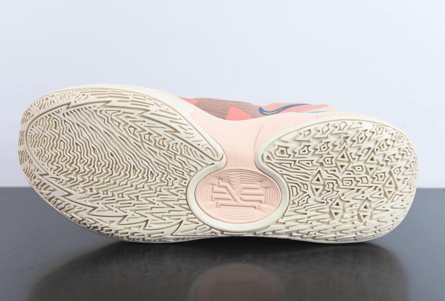 欧文Kyrie 5 Low EP Bounce欧文5代脏橙粉绿实战篮球鞋纯原版本 货号:DJ6012-800