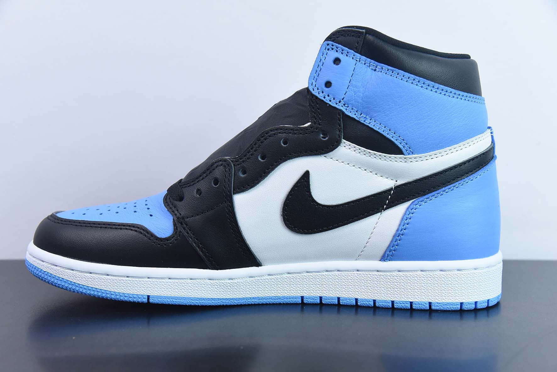 乔丹Air Jordan 1 High OG UNC Toe AJ1黑蓝脚趾高帮篮球鞋纯原版本 货号:DZ5485-400