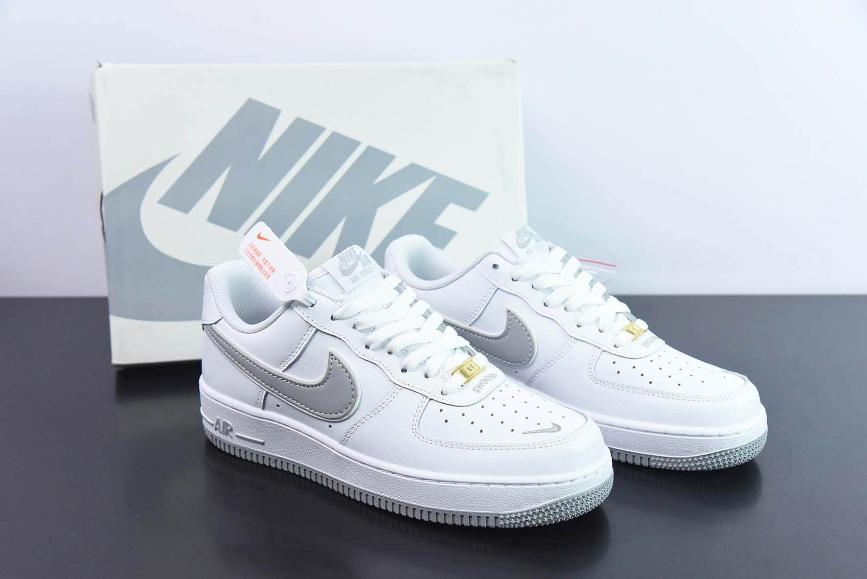 耐克Nike Air Force 1灰白刺绣小勾空军一号低帮休闲运动板鞋纯原版本 货号:CV5696-961