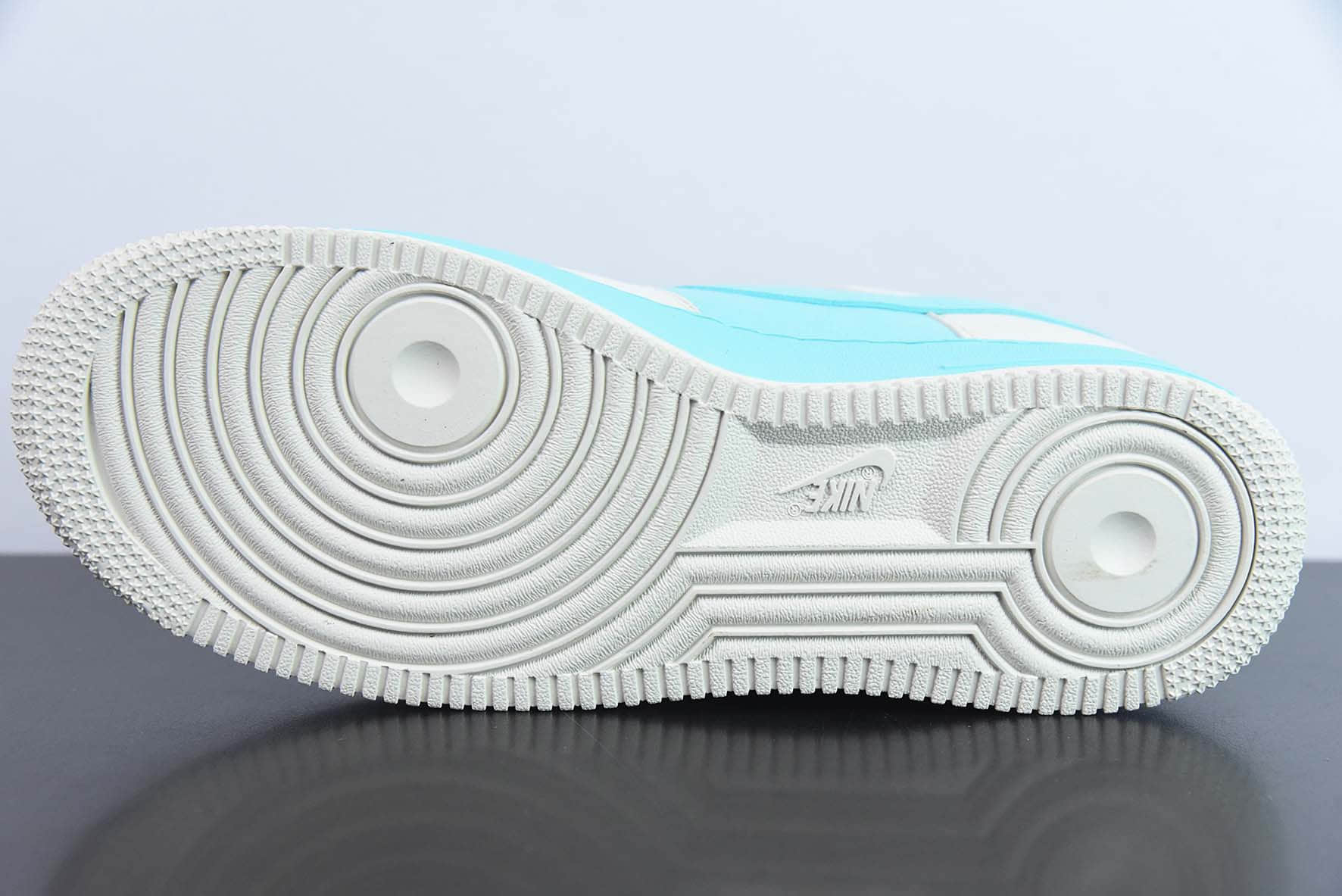 耐克Nike X TIFFANY & CO.AIR Force 1 1837蒂芙尼联名蓝灰空军一号低帮百搭休闲运动板鞋纯原版本 货号:DZ1382-003