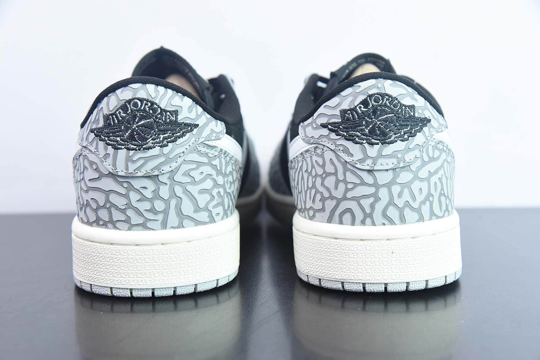 乔丹Air Jordan 1 Low OG Black Cement AJ1 乔1黑水泥低帮文化休闲板鞋纯原版本 货号:CZ0790-001