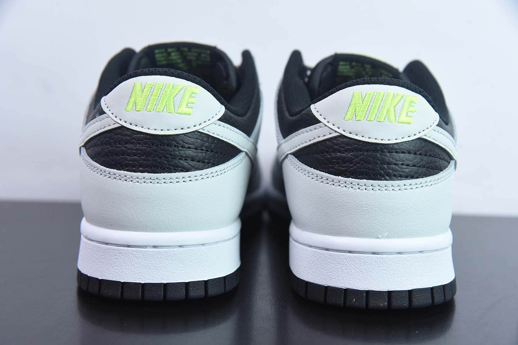 耐克Nike SB Dunk LowGrey Panda Volt影子灰黑荧光绿扣篮系列低帮休闲运动滑板板鞋纯原版本 货号:FD9756-001