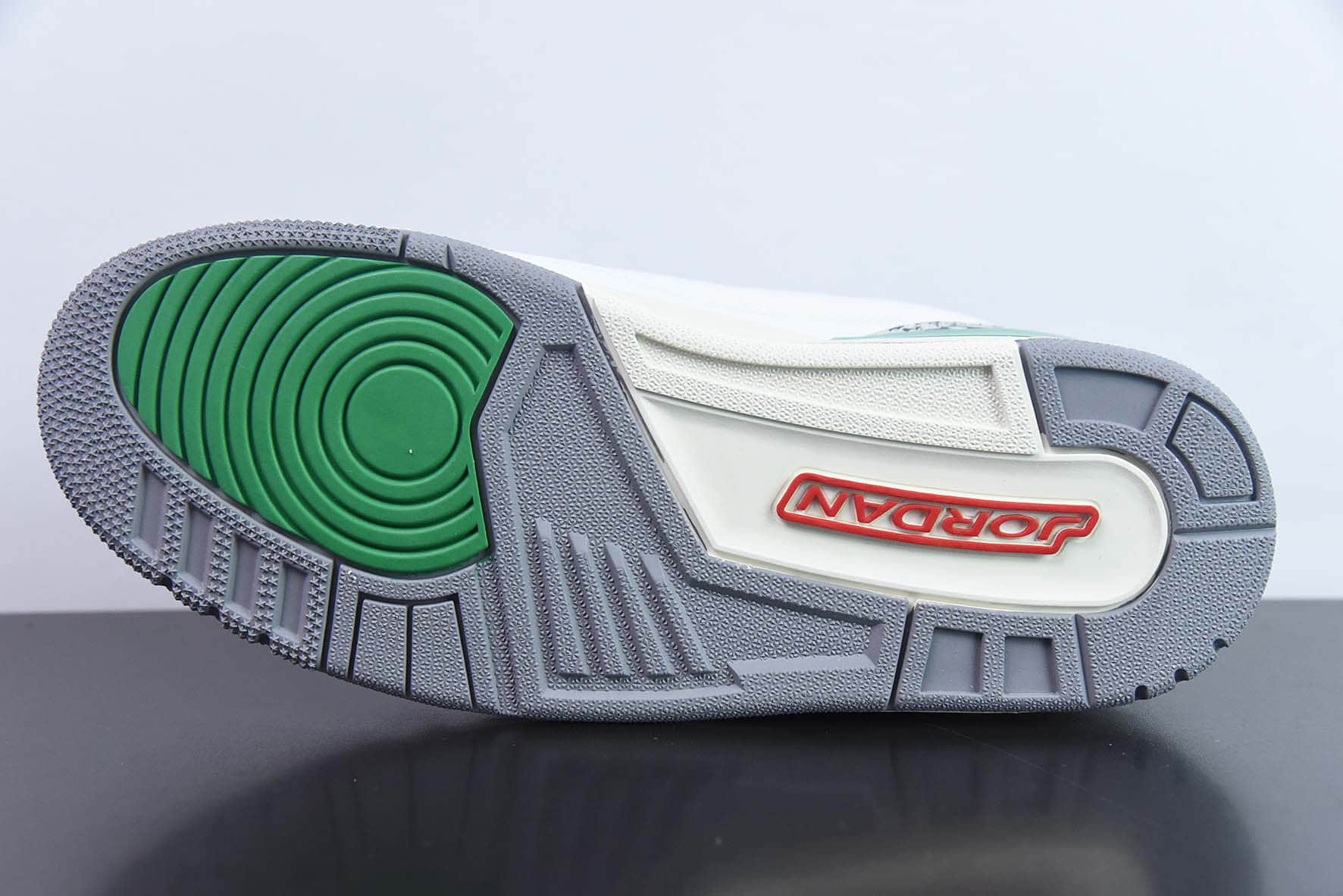 乔丹Air Jordan 3 Retro Lucky Green AJ3幸运绿男子文化篮球鞋纯原版本 货号：CK9246-136