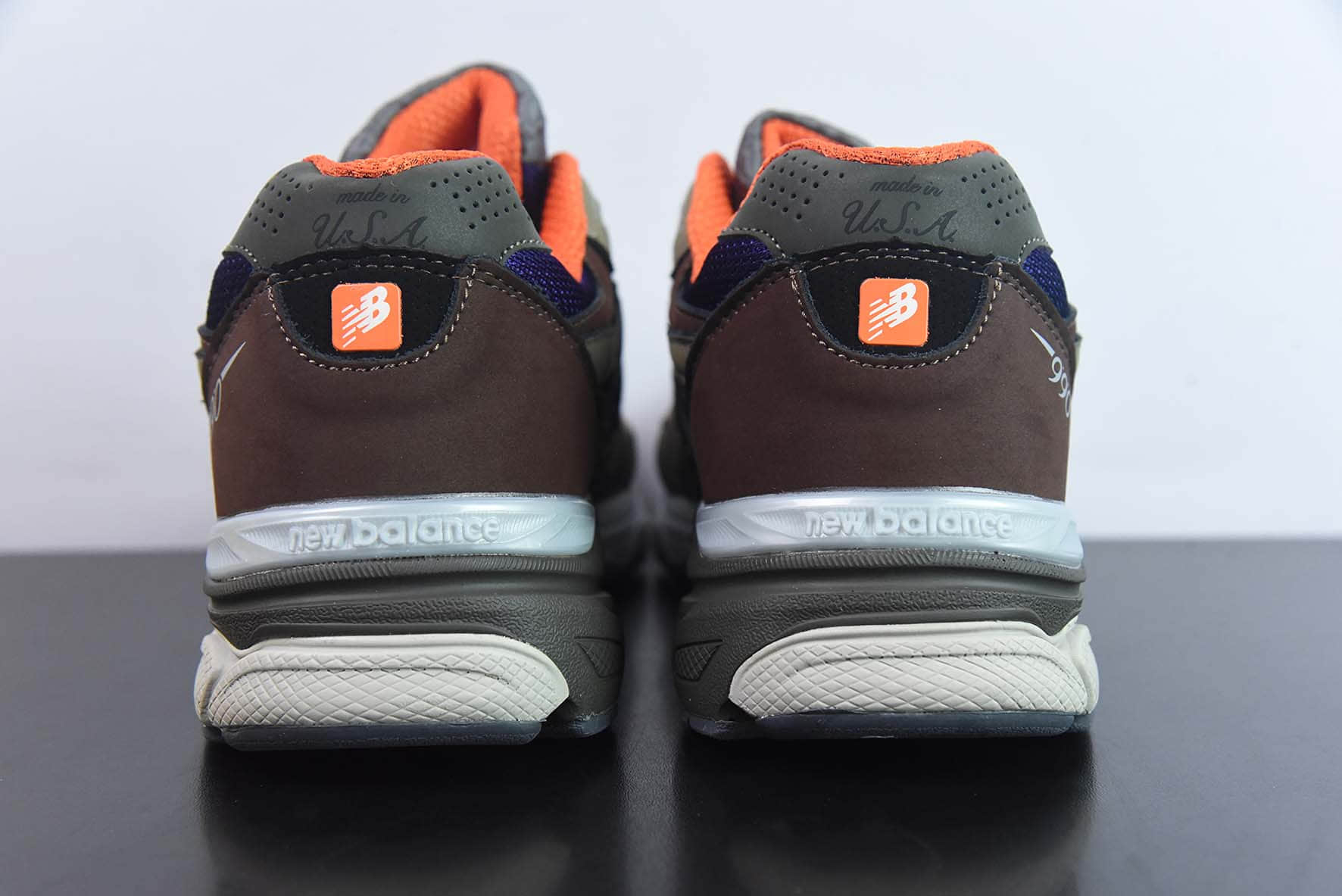 新百伦New Balance Made in USA M990V3KhakiOrange三代系列卡其深棕橙低帮美产血统经典复古休闲运动百搭老爹跑步鞋纯原版本 货号:M990BT3
