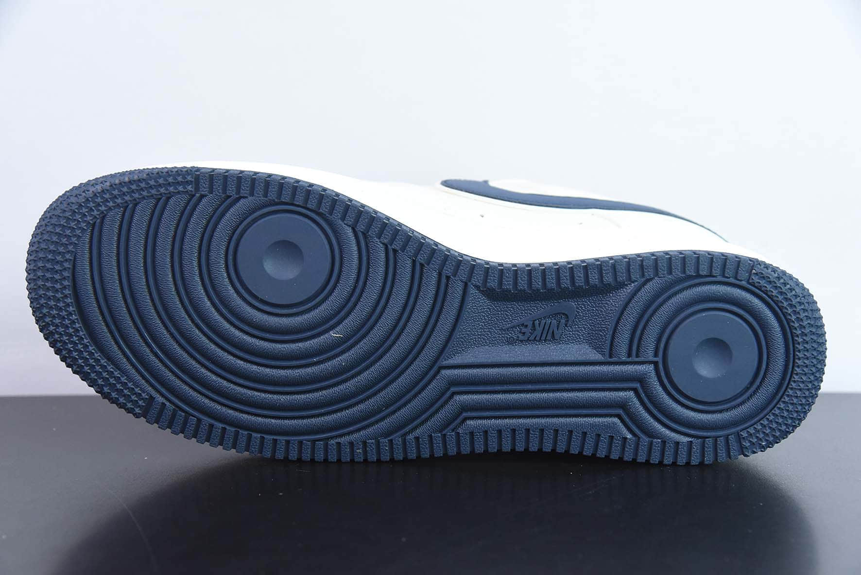 耐克Nike Air Force 1'07 Low 米深蓝满天星空军一号低帮休闲板鞋纯原版本 货号:GL6835-003