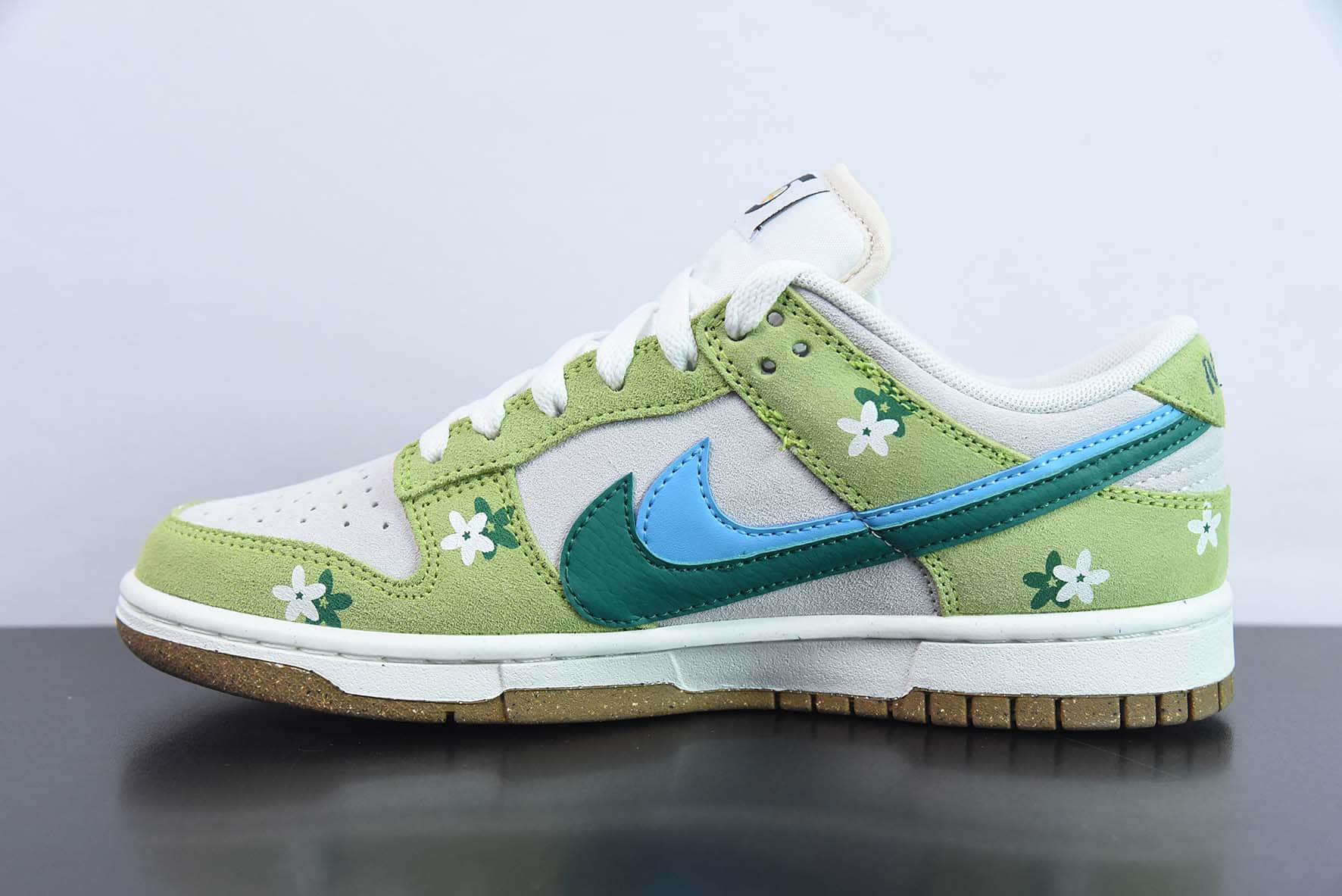 耐克Nike SB Dunk Low SE85 花朵苹果绿浅灰深绿蓝双钩扣篮系列低帮休闲运动滑板板鞋纯原版本 货号:DO9457-125
