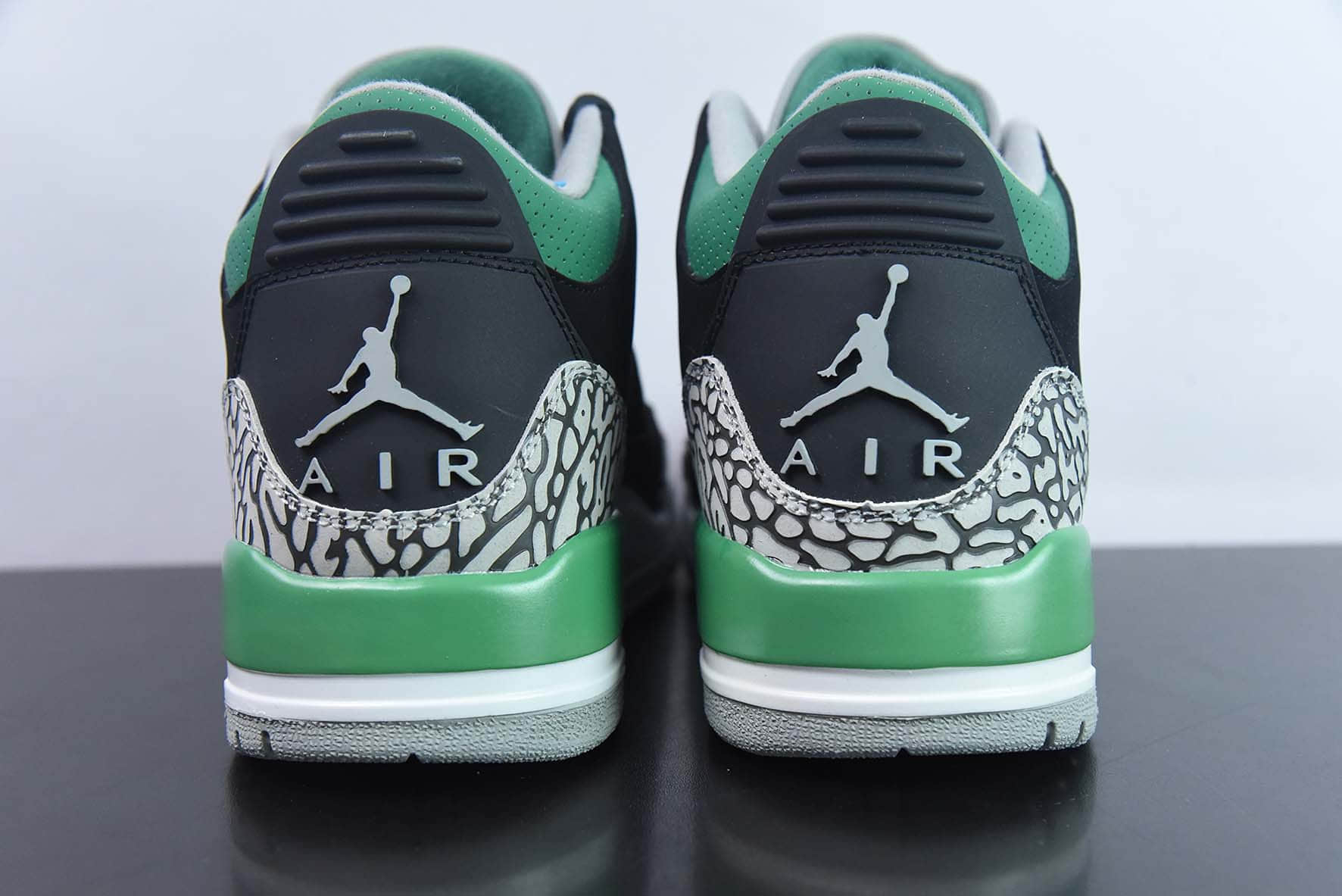 乔丹Air Jordan 3 RetroPine GreenAJ3松绿黑爆裂纹中帮复古休闲运动文化篮球鞋纯原版本 货号:CT8532-030