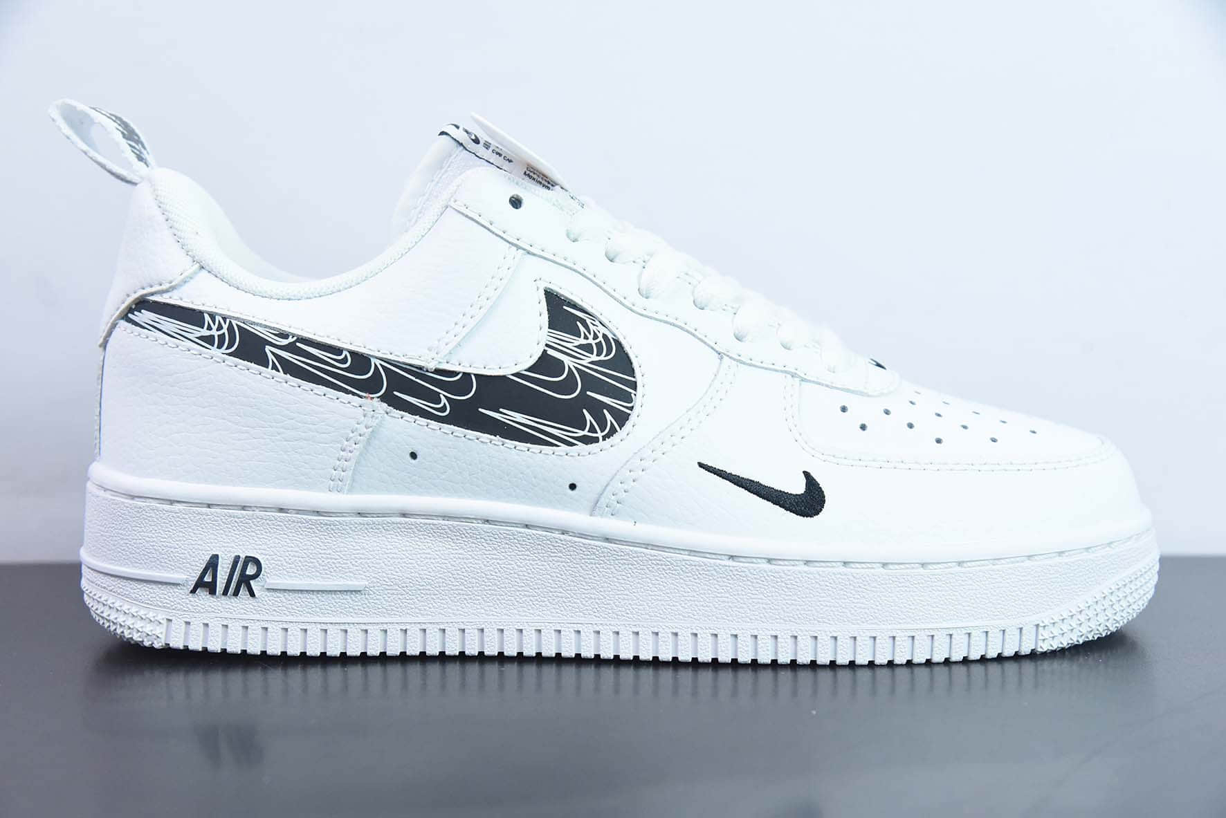 耐克Nike Air Force 1 Low 反光白黑空军一号低帮运动休闲板鞋纯原版本 货号:FB8971-200