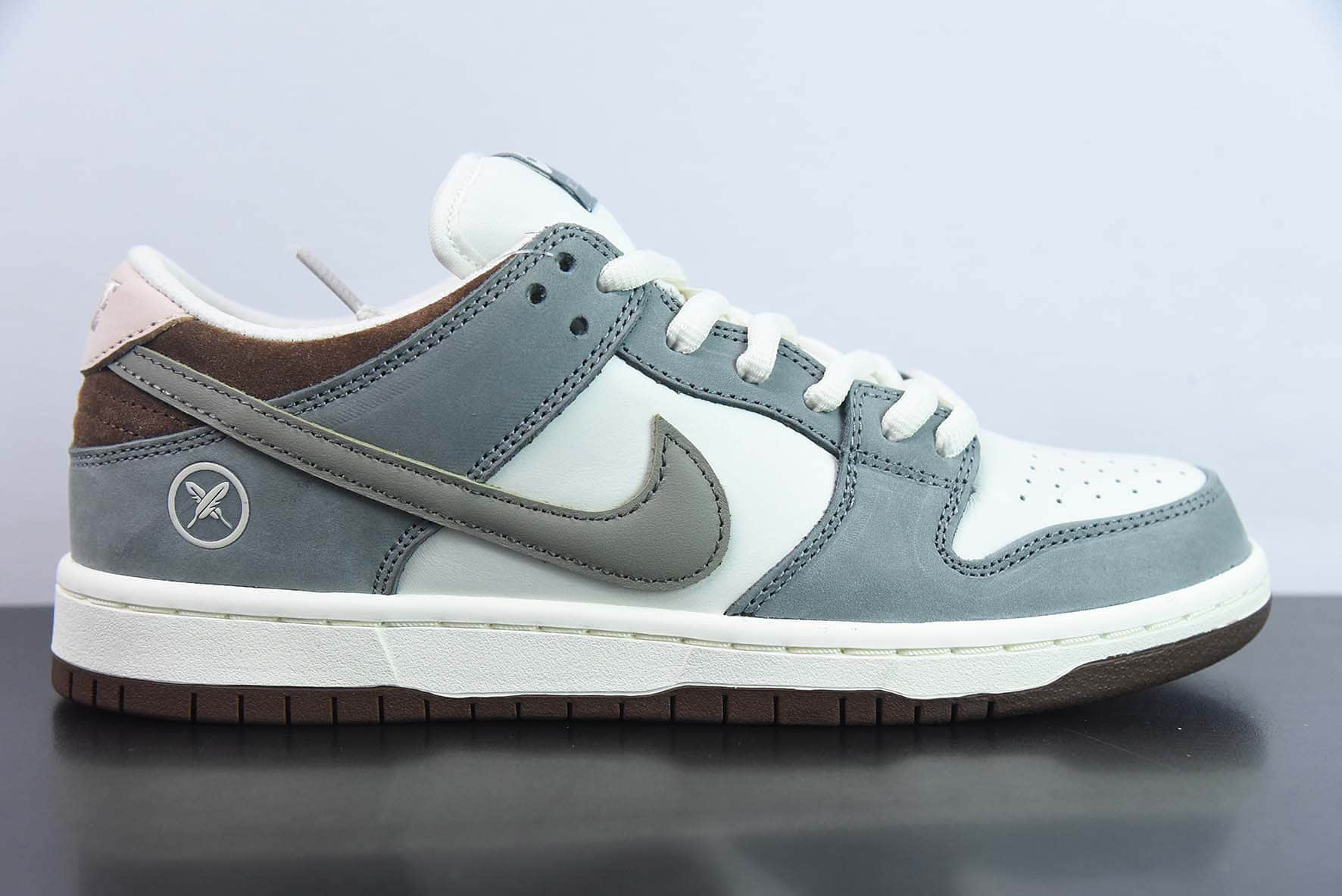耐克Nike Yuto Horigome x Nk SB 灰色羽毛联名款 SB低帮休闲运动滑板板鞋纯原版本 货号:FQ1180-001