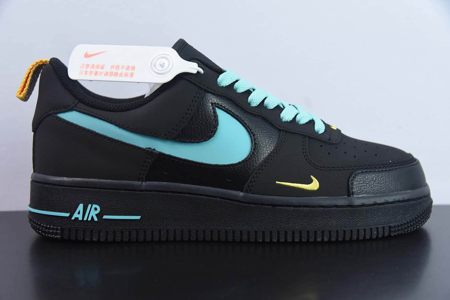 耐克Nike Air Force 1'07 Low 黑绿反光款空军一号低帮休闲板鞋纯原版本 货号：DV6809-181