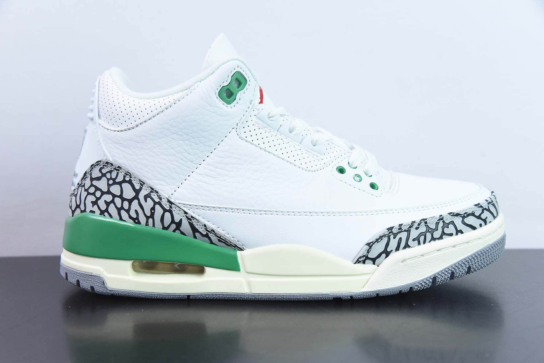 乔丹Air Jordan 3 Retro Lucky GreenAJ3系列白绿幸运草男子文化篮球鞋纯原版本 货号：CK9646-136