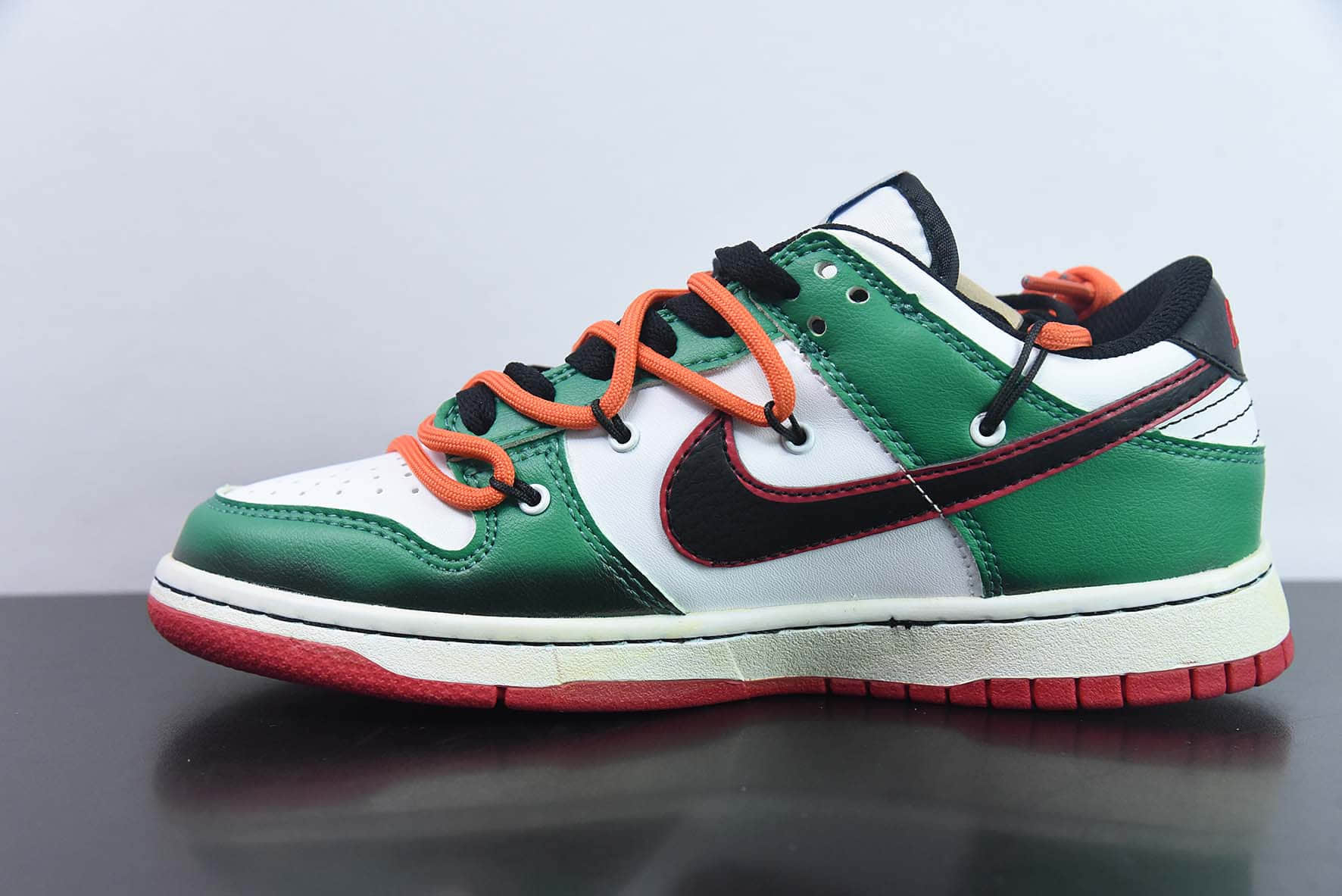 耐克Nike SB Dunk Low 解构抽绳75周年白绿涂鸦印花低帮SB休闲滑板鞋纯原版本 货号：DD6288-100