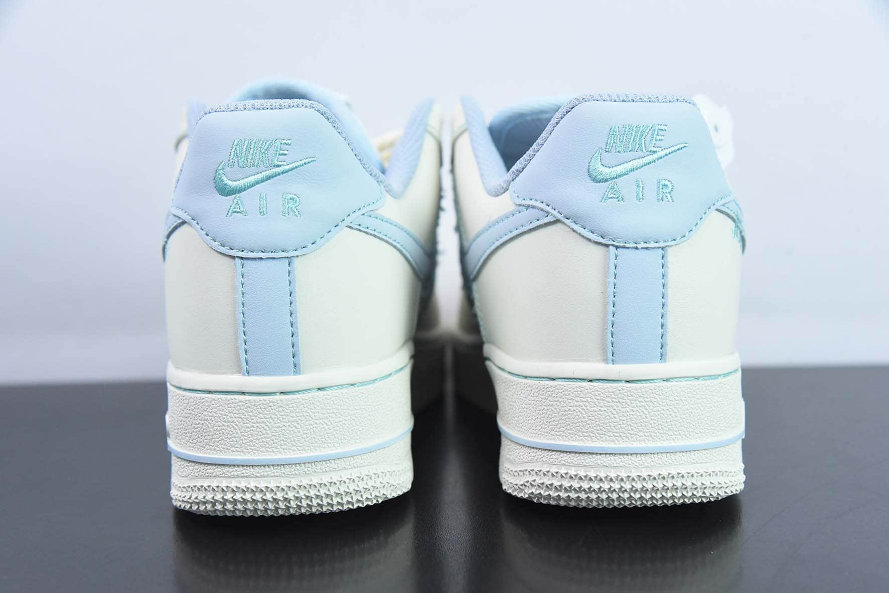 耐克Nike Air Force 1 AF1 米白蓝小香风空军一号低帮休闲板鞋纯原版本 货号:FJ7740-015