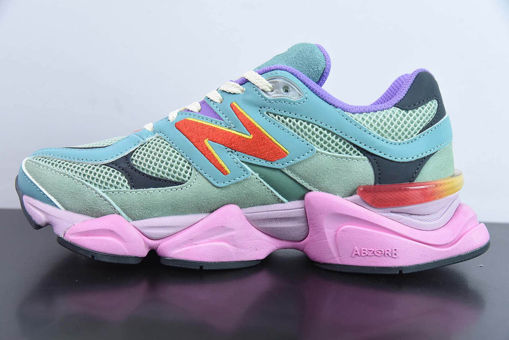 新百伦New Balance 9060Multi-Color系列工业绿粉彩虹复古百搭老爹风小象蹄休闲运动跑步鞋纯原版本 货号：U9060WRB 