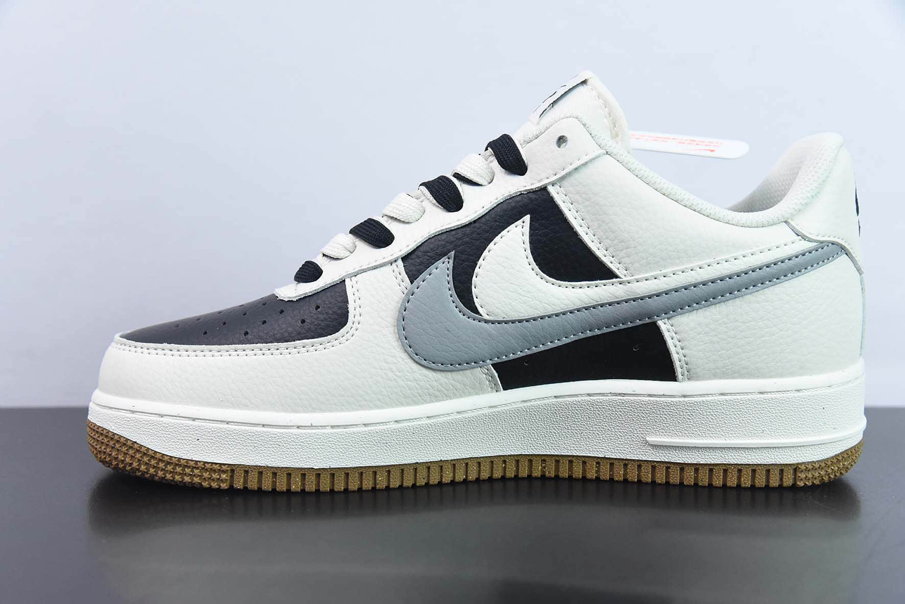 耐克Nike Air Force 1’07 Low85 Double SwooshBeigeBlackGrey皮革米白黑白灰双钩空军一号低帮休闲板鞋纯原版本 货号：CC2569-077