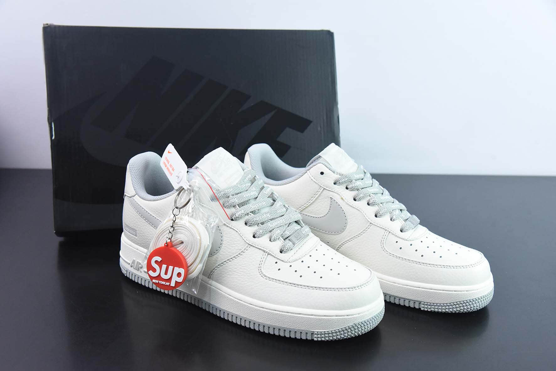 耐克Nike Air Force 1 Low supreme联名白灰空军一号低帮休闲板鞋纯原版本 货号:SU0220-007