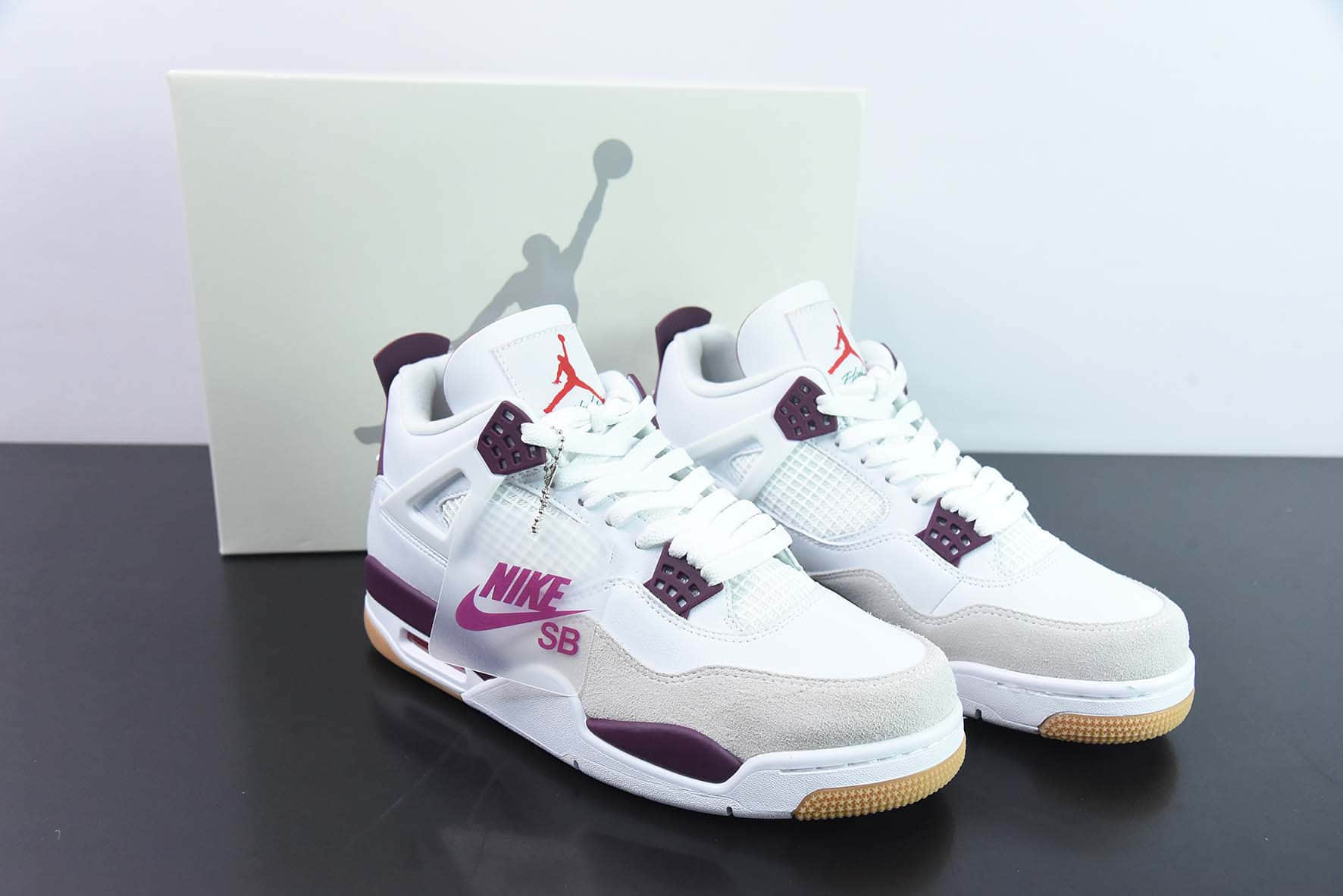 乔丹Air Jordan Nike SB x Air Jordan 4 AJ4 Pine Green SB 联名白紫复古文化篮球鞋纯原版本 货号：DR5415-500