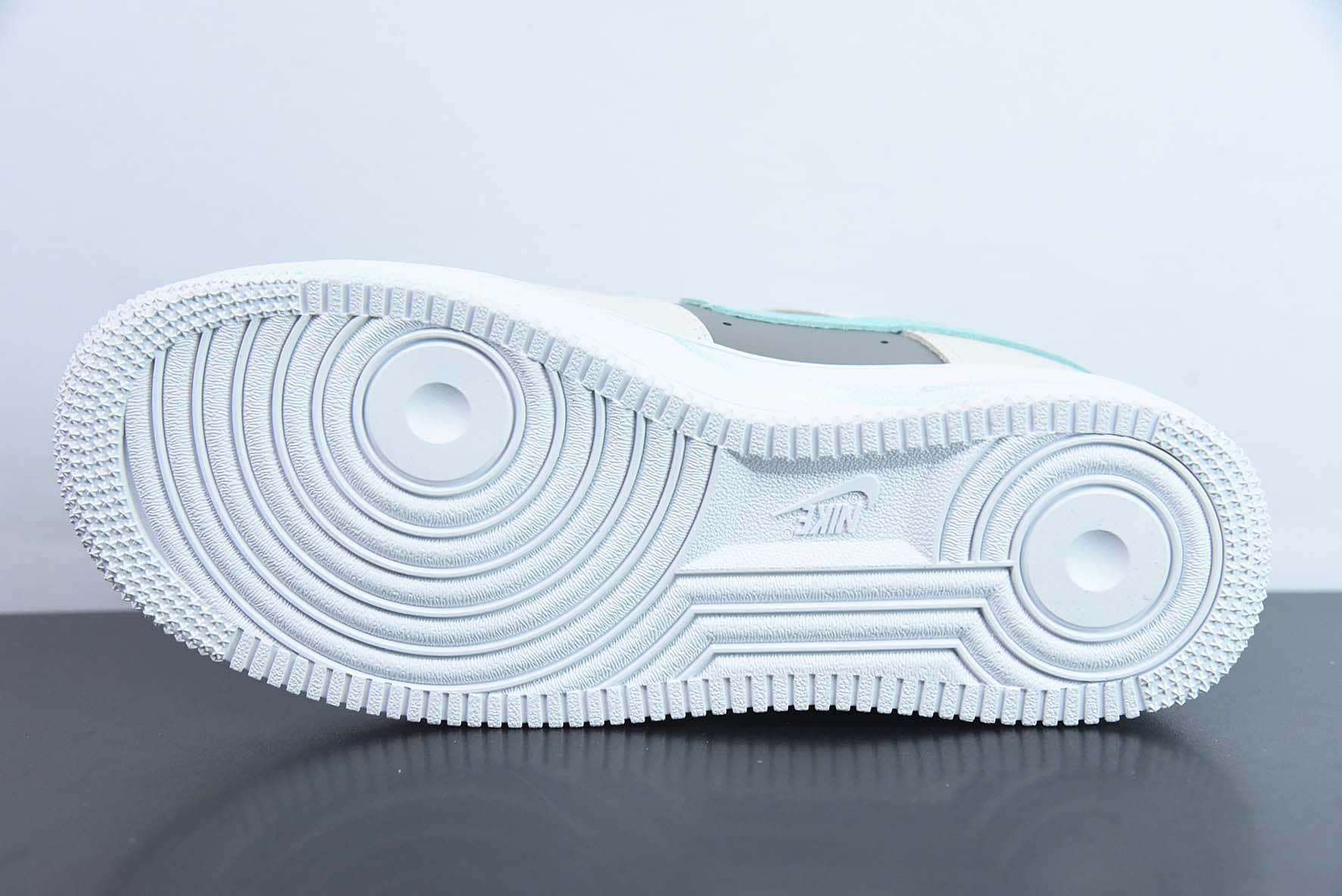 耐克Nike Air Force 1 灰蓝爱心空军一号低帮运动休闲板鞋纯原版本 货号:DD8959-100