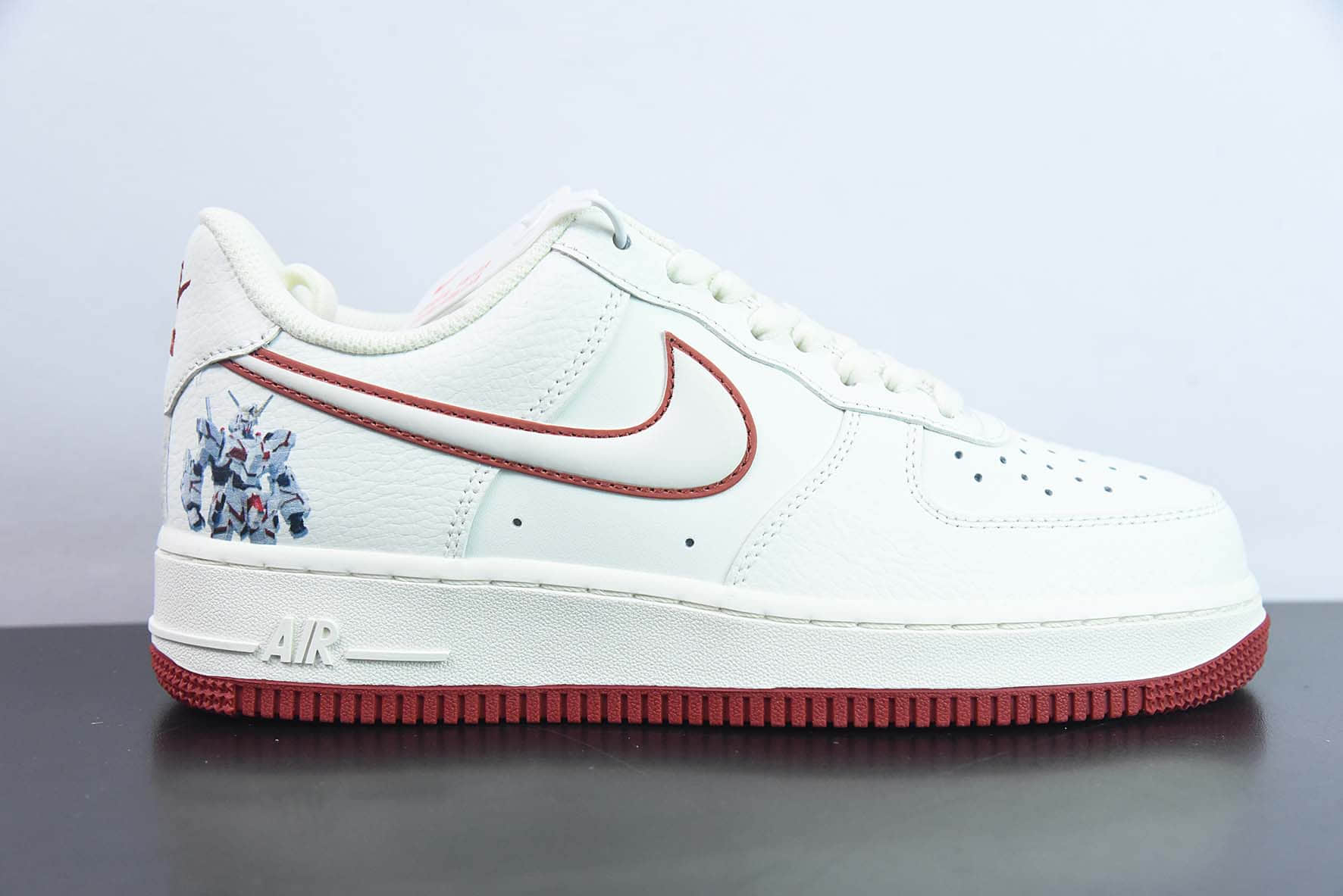 耐克Nike GUNDAM《机动战士高达》x Nike Air Force 1 07 LV8GUNDAM米白红高达空军一号经典百搭休闲运动板鞋纯原版本 货号:KK1256-658