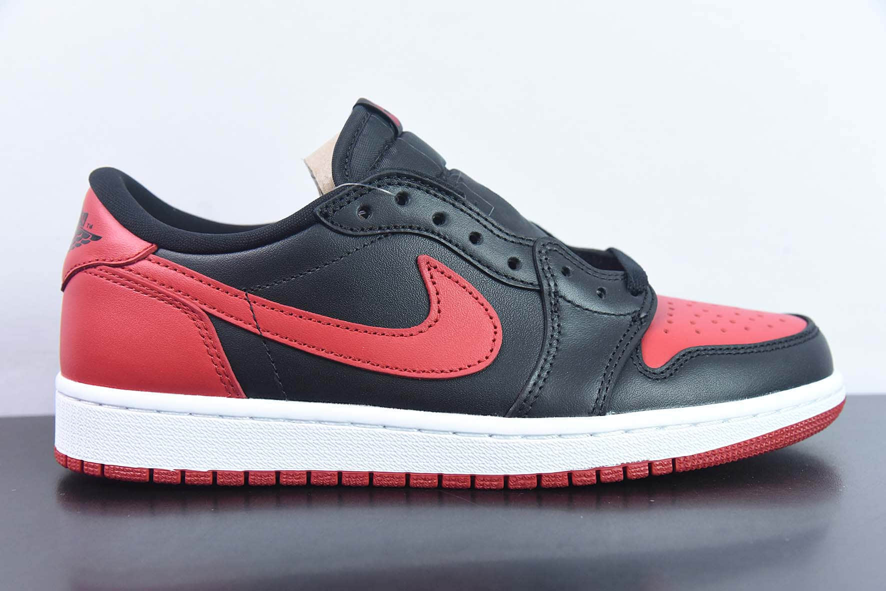 乔丹Air Jordan AJ1 Retro Low OG AJ1“黑红禁穿 ”低帮休闲板鞋纯原版本 货号:705329-001