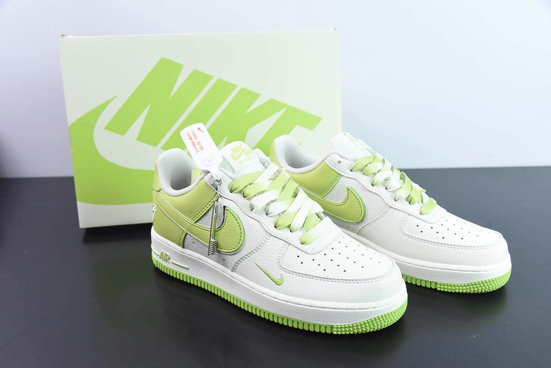 耐克Nike Air Force 1 白绿空军一号低帮休闲运动板鞋纯原版本 货号:IO5636-222