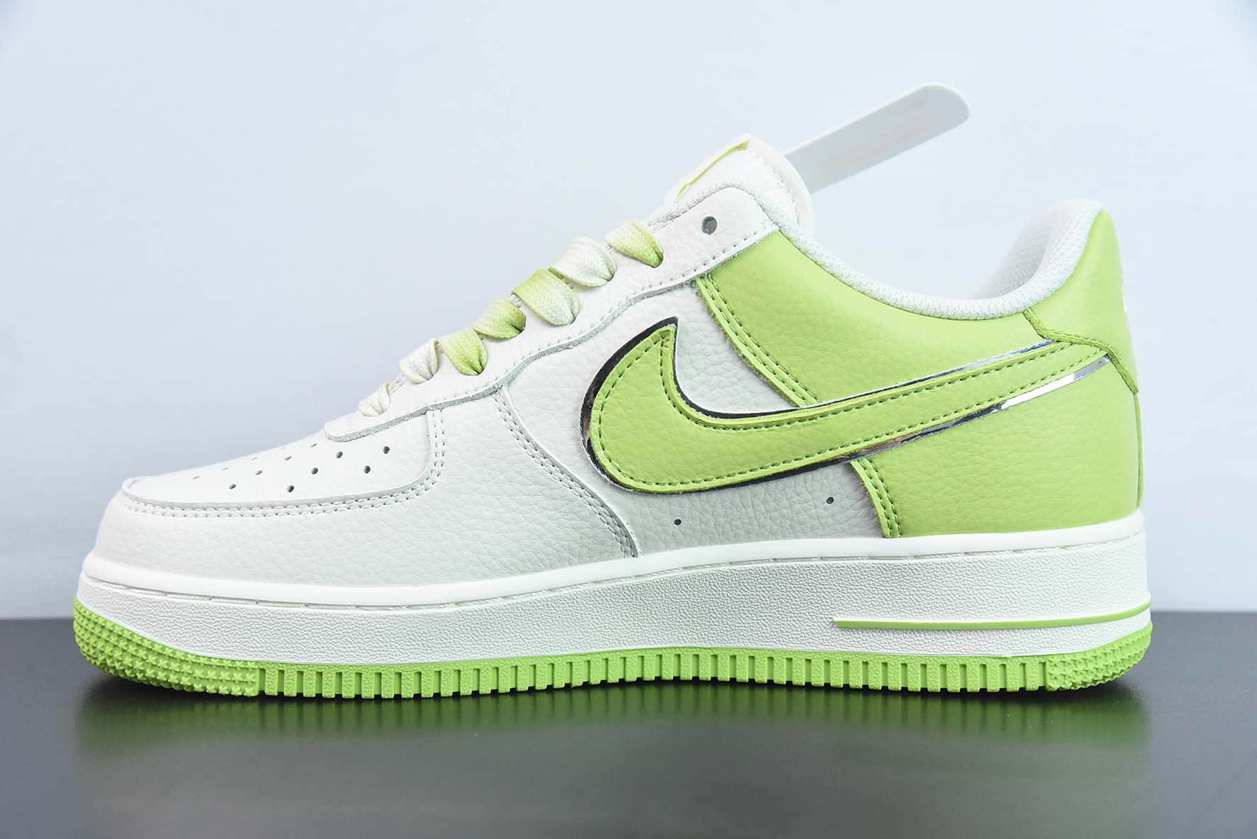 耐克Nike Air Force 1 白绿空军一号低帮休闲运动板鞋纯原版本 货号:IO5636-222