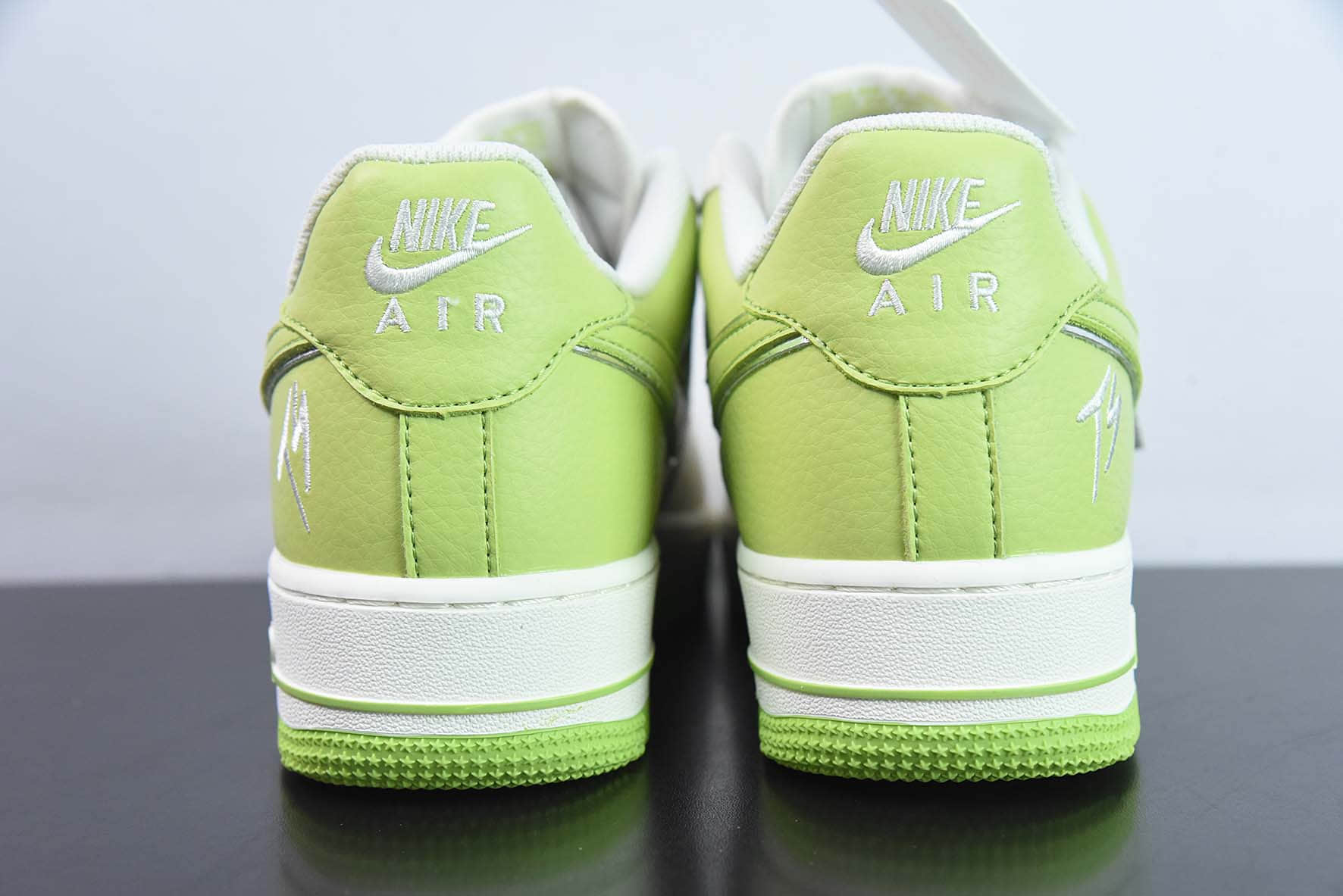 耐克Nike Air Force 1 白绿空军一号低帮休闲运动板鞋纯原版本 货号:IO5636-222