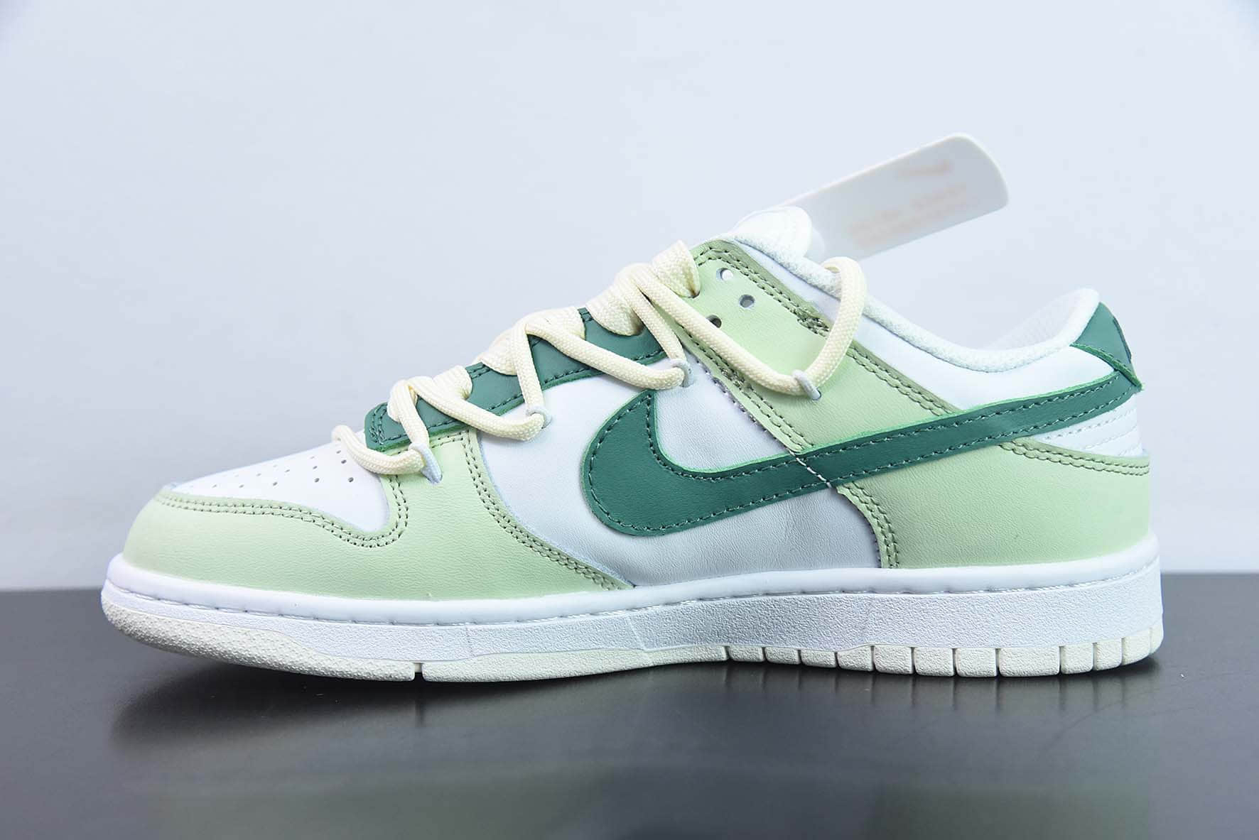 耐克Nike SB Dunk Low 白绿定制绑带扣篮系列复古低帮休闲运动滑板板鞋纯原版本 货号:DD1503-121