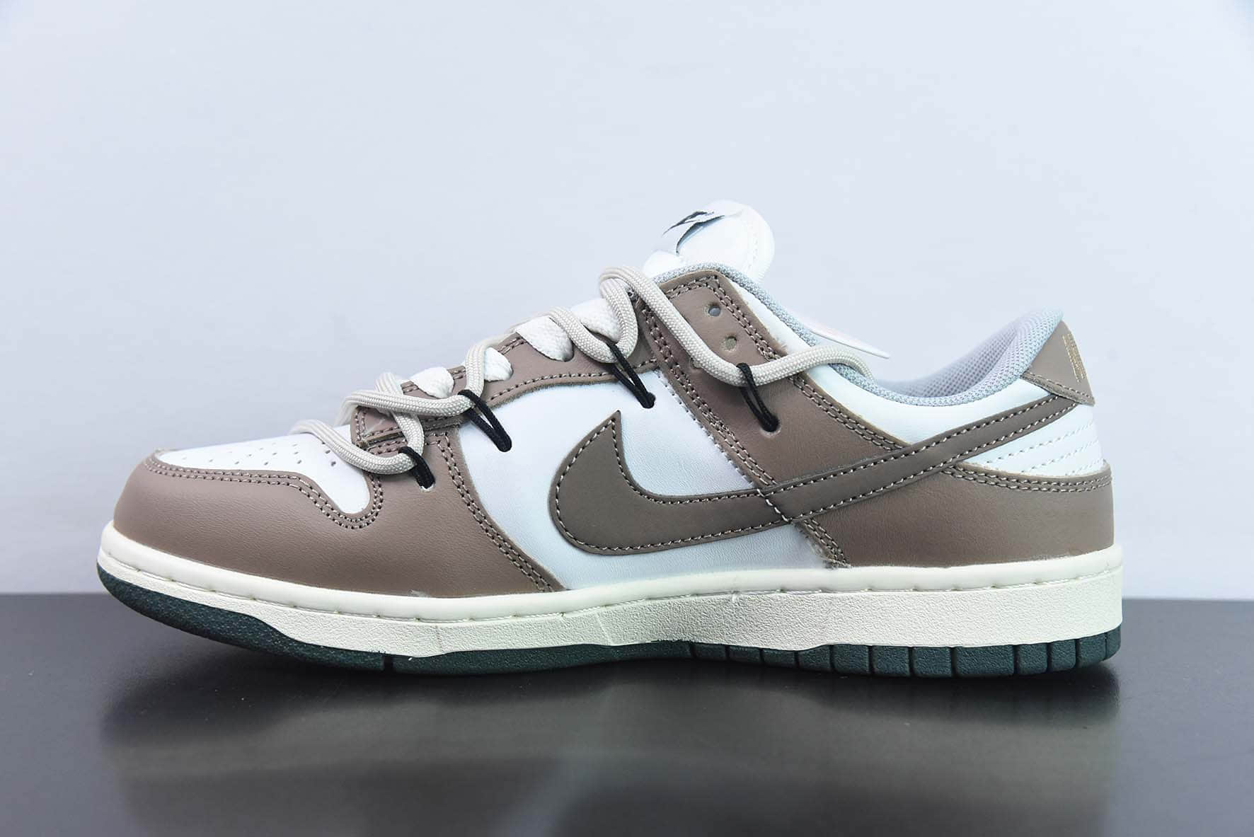 耐克Nike SB Dunk Low 白棕定制绑带扣篮系列复古低帮休闲运动滑板板鞋纯原版本 货号:CW1590-021