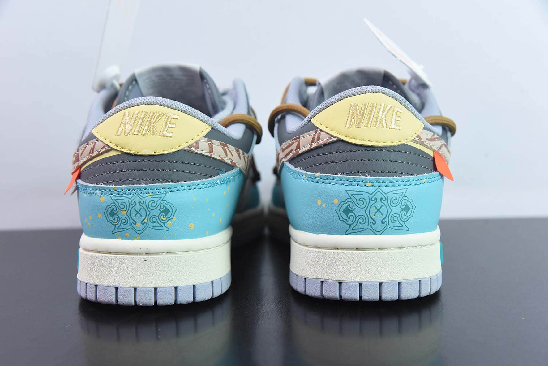 耐克Nike SB Dunk Low 灰蓝泼墨涂鸦定制绑带扣篮系列复古低帮休闲运动滑板板鞋纯原版本 货号:DD1503-105