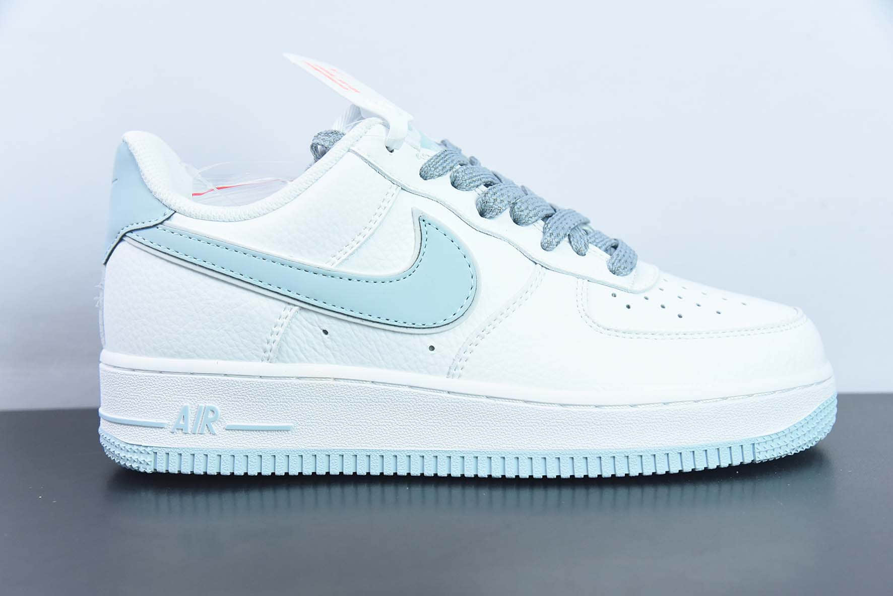 耐克Nike Air Force 1 Low白蓝满天星空军一号低帮休闲板鞋纯原版本 货号：AQ2566-201 