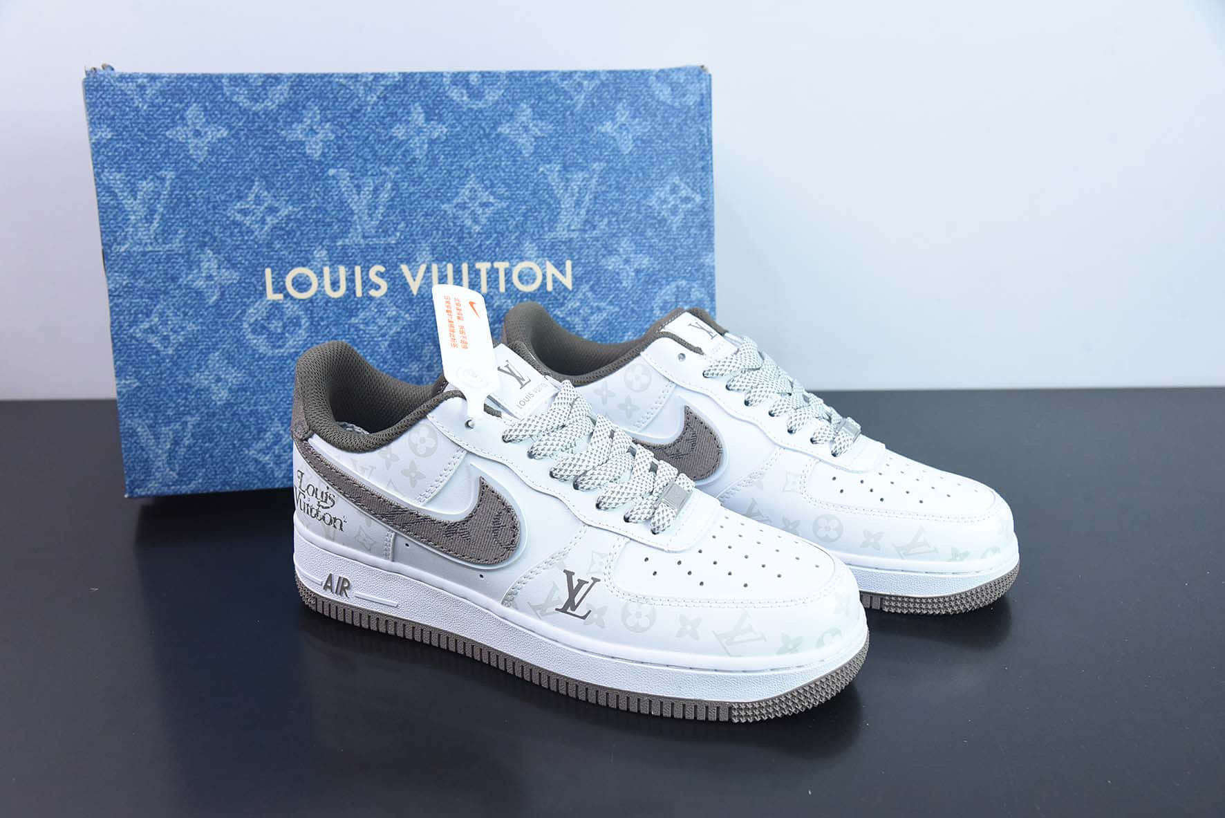 耐克NIke Air Force 1 '07 Low “LV联名暗夜精灵--深灰牛仔”空军一号低帮休闲板鞋纯原版本 货号：CV0670-300