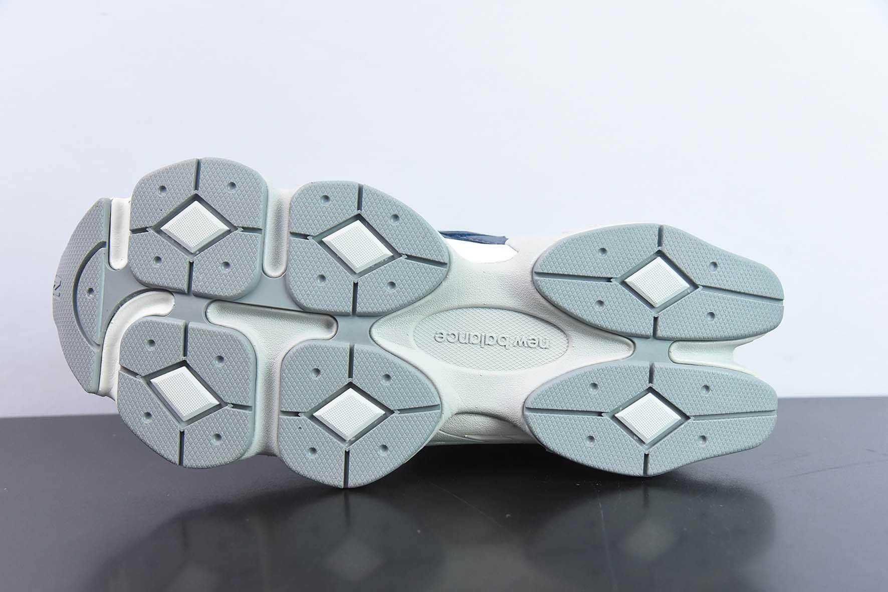 新百伦New Balance Joe Freshgoods x New Balance NB9060 联名款深蓝复古休闲运动慢跑鞋纯原版本 货号:U9060NV