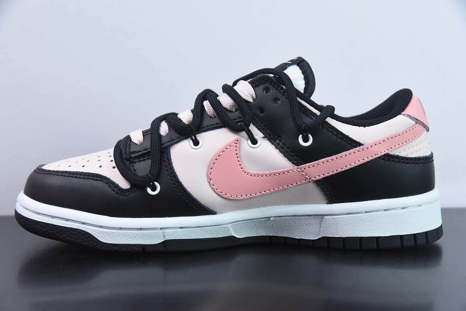 耐克Nike Dunk Low SB 白黑粉绑带定制版低帮滑板鞋纯原版本 货号:CW1590-100