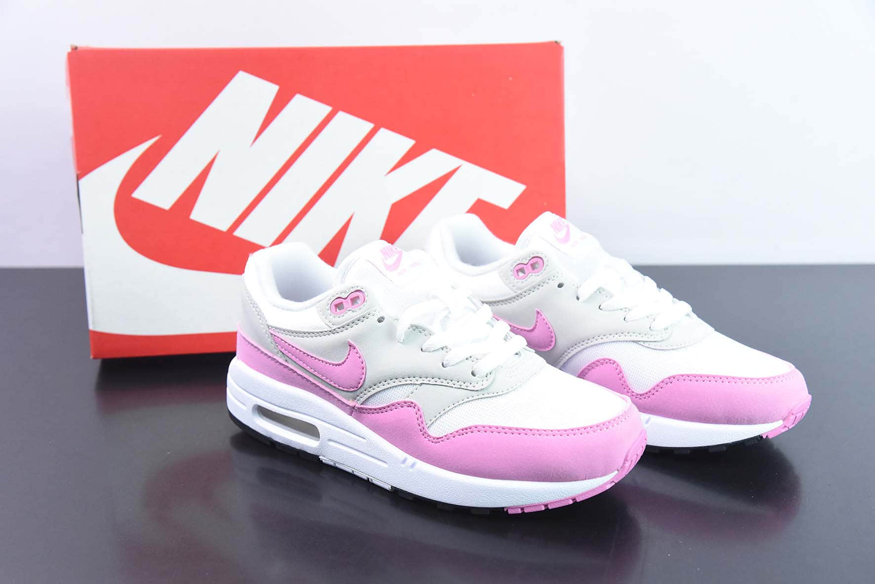 耐克Nike Air Max 1 初代白粉半掌气垫复古跑步鞋纯原版本 货号:DZ2628-001