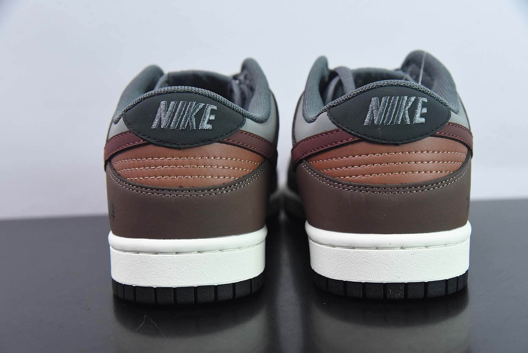 耐克Nike tomo Katsuhiro x NK SB Dunk Low Steamboy OST 大友克洋联名红棕低帮休闲运动滑板板鞋纯原版本 货号:DD0302-956