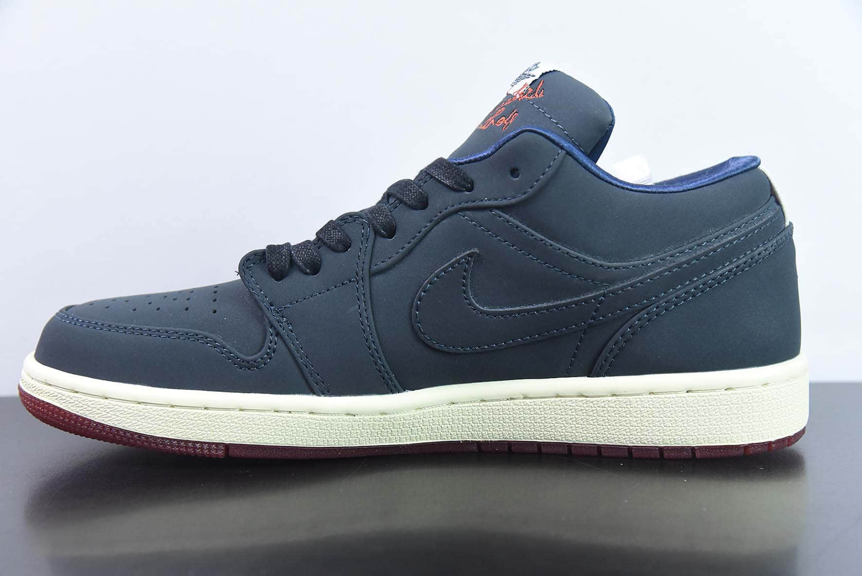 乔丹Air Jordan 1 Eastside Golf x Air Jordan 1 Low AJ1高尔夫黑蓝色低帮休闲板鞋纯原版本 货号:DV1759-448
