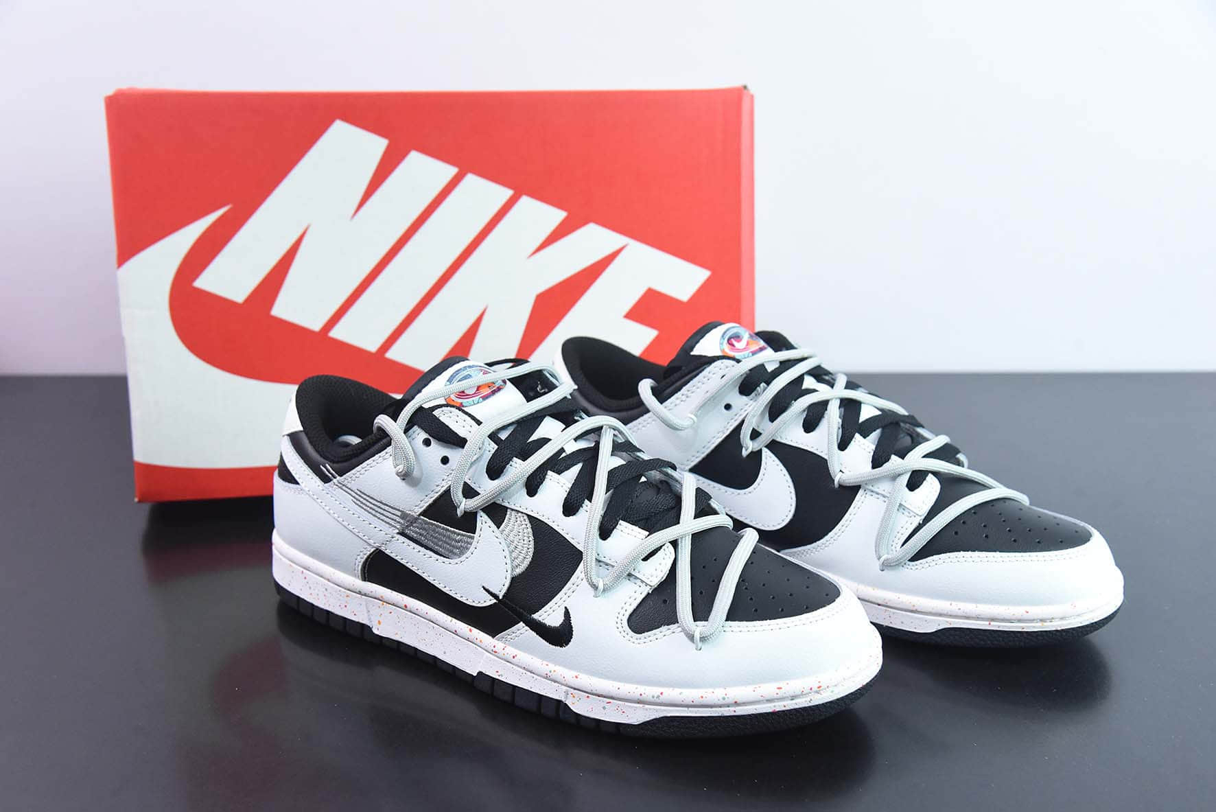 耐克Nike SB Dunk Low 解构活力三钩黑白灰SB低帮休闲滑板鞋纯原版本 货号:FD4623-139