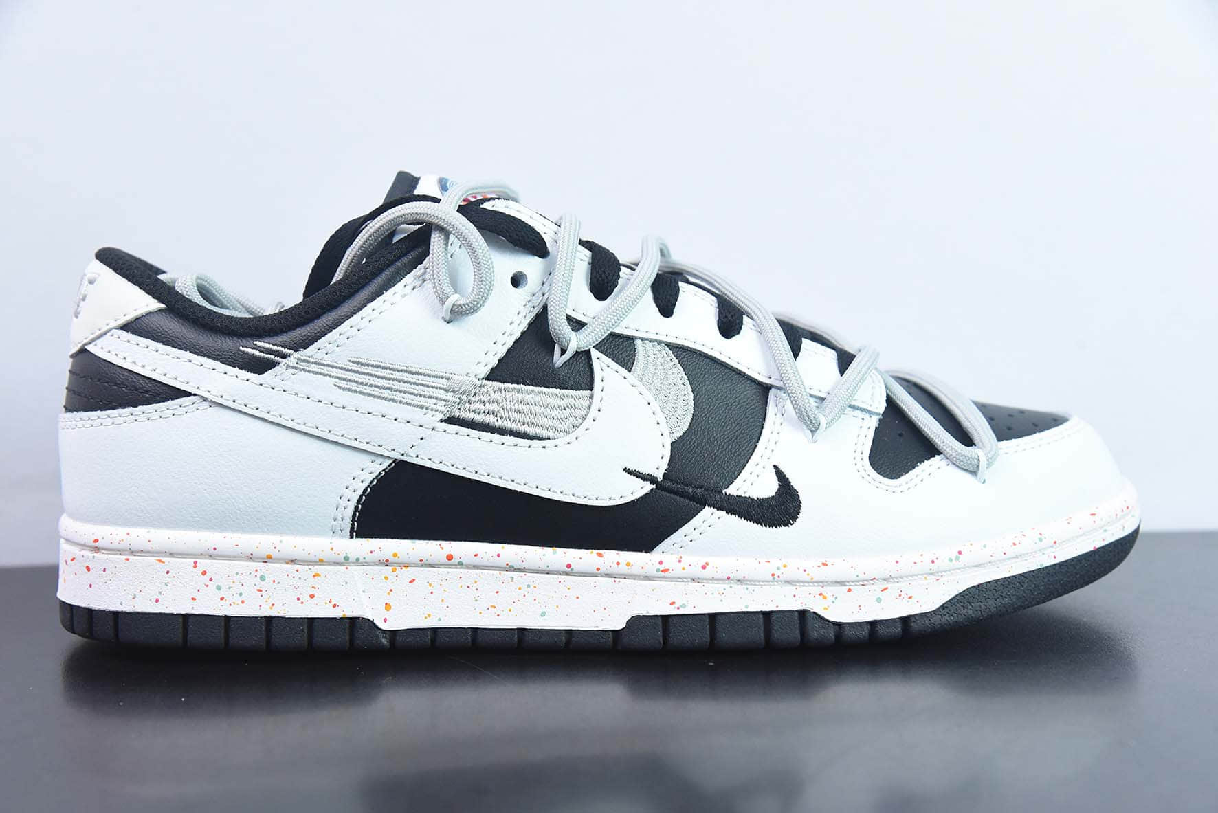 耐克Nike SB Dunk Low 解构活力三钩黑白灰SB低帮休闲滑板鞋纯原版本 货号:FD4623-139