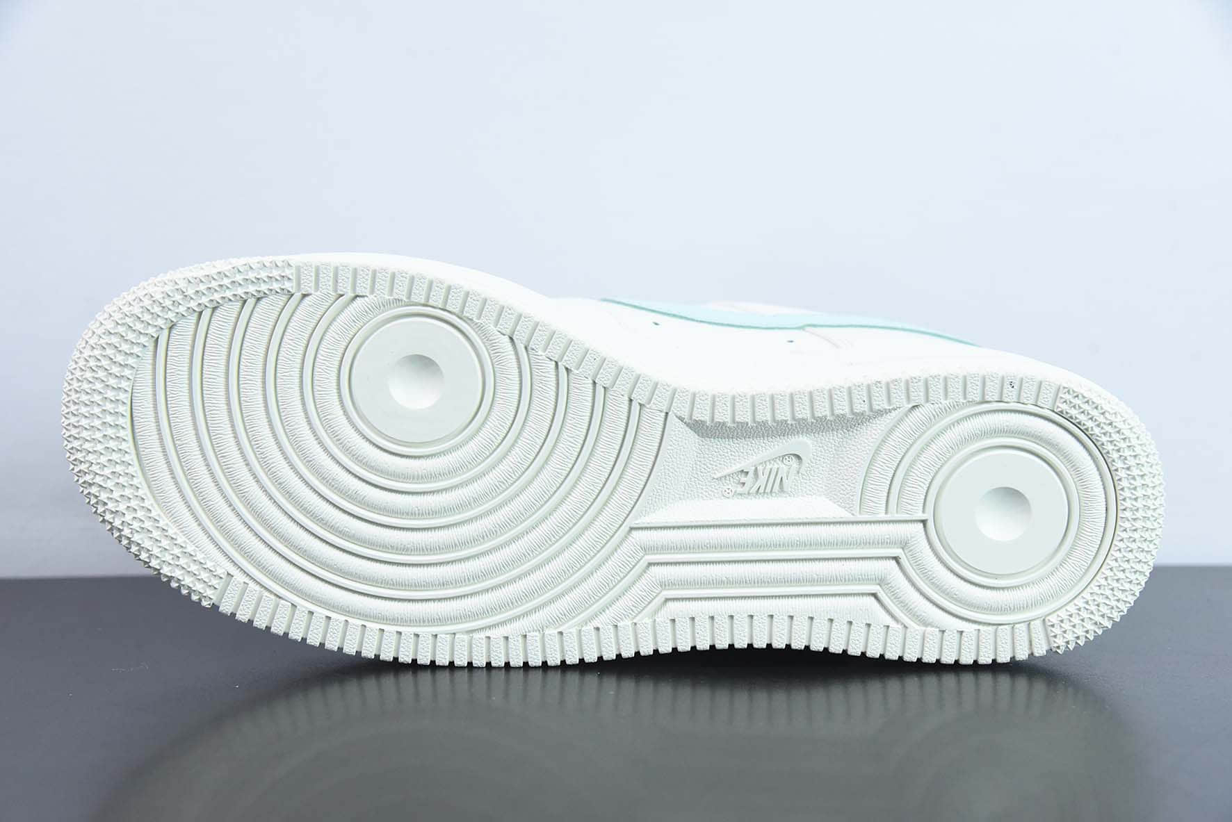 耐克Nike Air Force 1’07 LowBeige WhiteJade Green皮革米白玉绿空军一号经典低帮百搭休闲运动板鞋纯原版本 货号:CQ5059-226