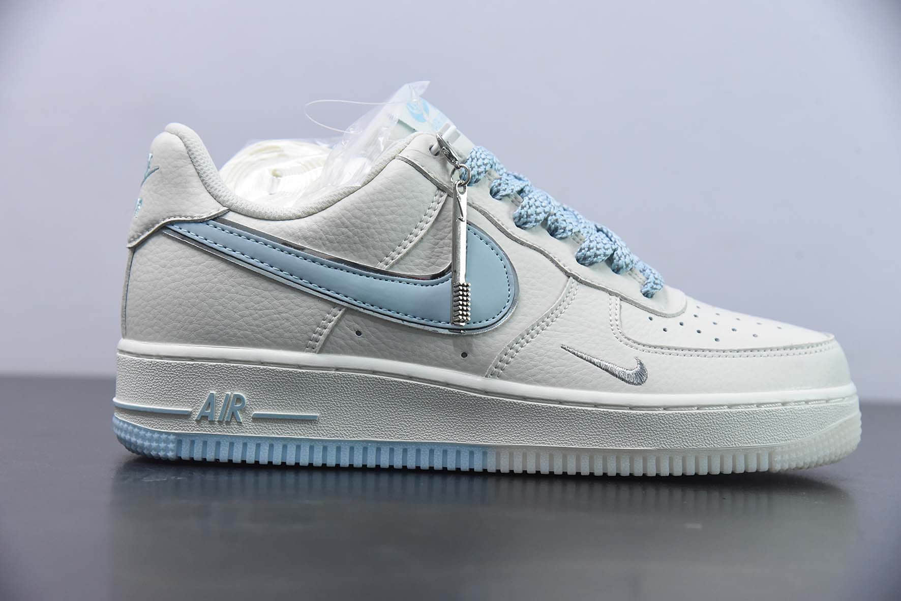 耐克Nike Air Force 1 Low '07 天蓝小勾满天星低帮空军一号休闲板鞋纯原版本 货号:JJ0253-008