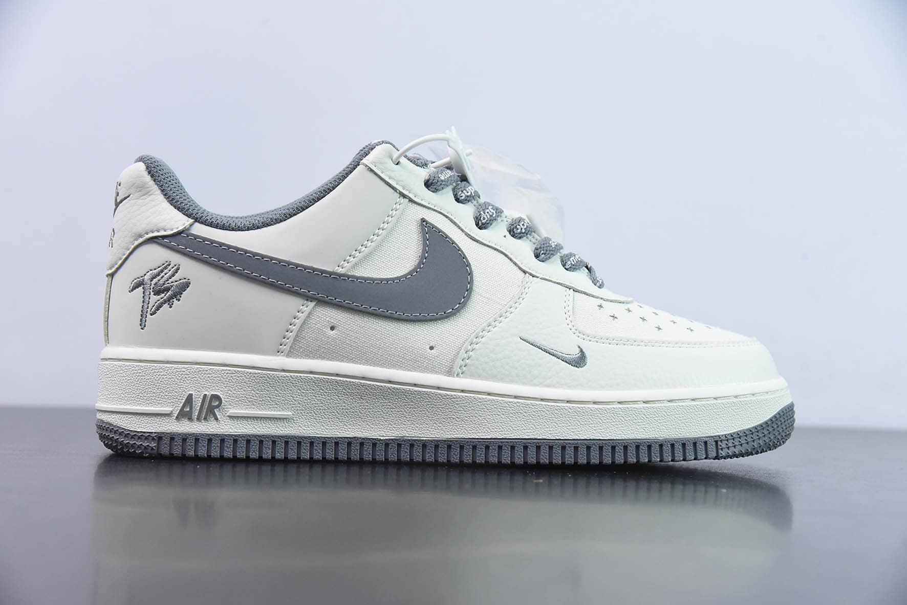 耐克Nike Air Force 1 TS联名深灰帆布空军一号低帮运动休闲板鞋纯原版本 货号:PF9055-751