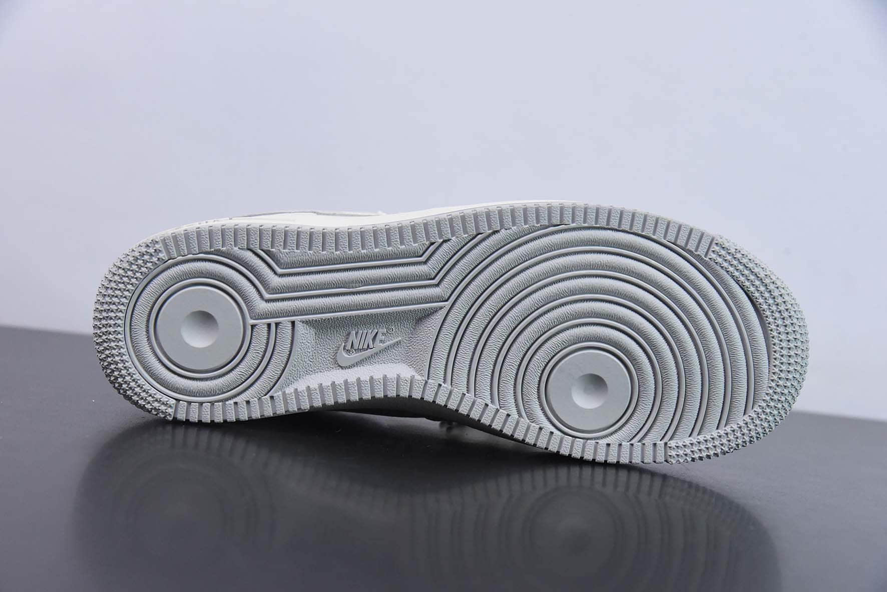 耐克NIke Air Force 1 '07 Low “BAPE联名米灰帆布”空军一号低帮休闲板鞋纯原版本 货号:BS9055-748