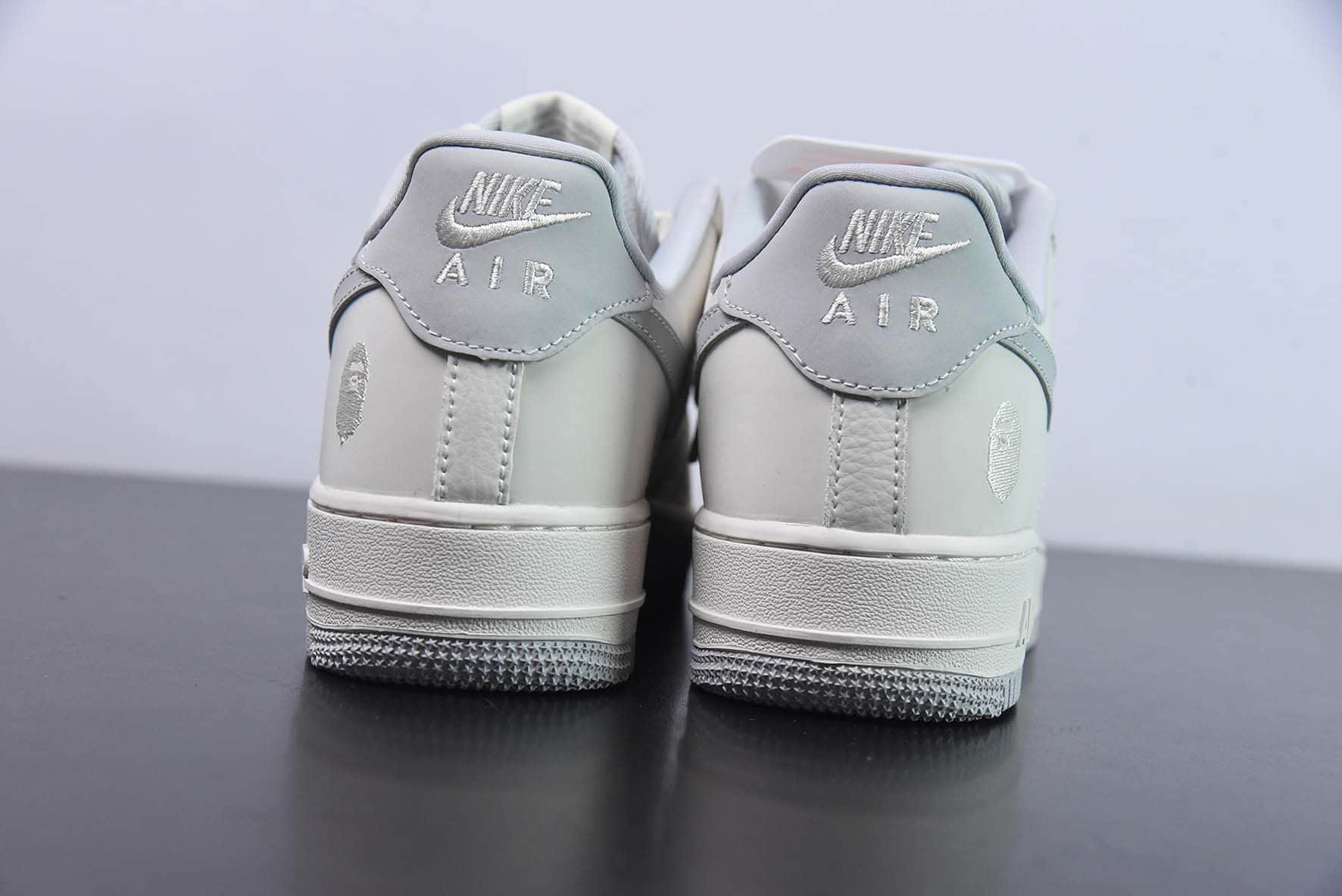 耐克NIke Air Force 1 '07 Low “BAPE联名米灰帆布”空军一号低帮休闲板鞋纯原版本 货号:BS9055-748