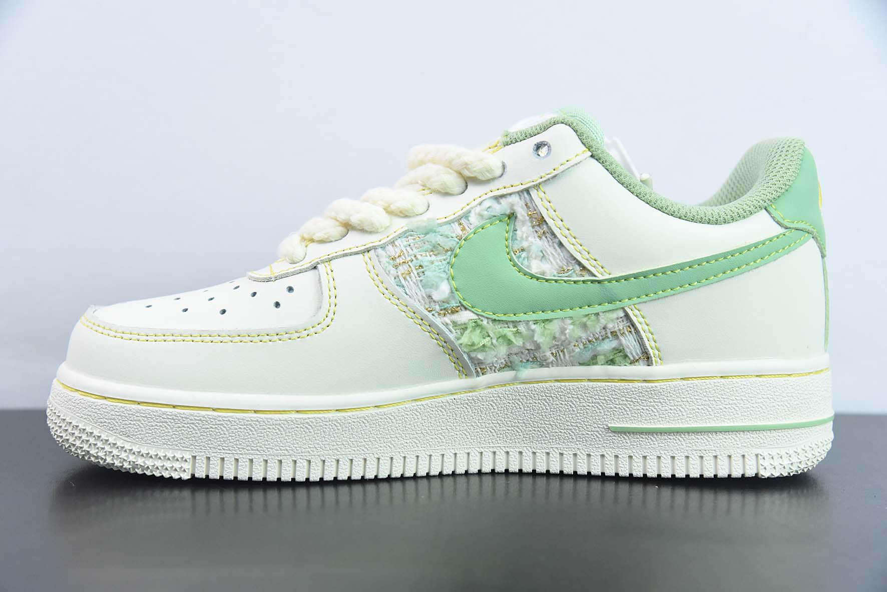 耐克Air Force 1'07 Low Just Do It 白绿小香风空军一号低帮休闲运动板鞋纯原版本 货号：FJ7740-011