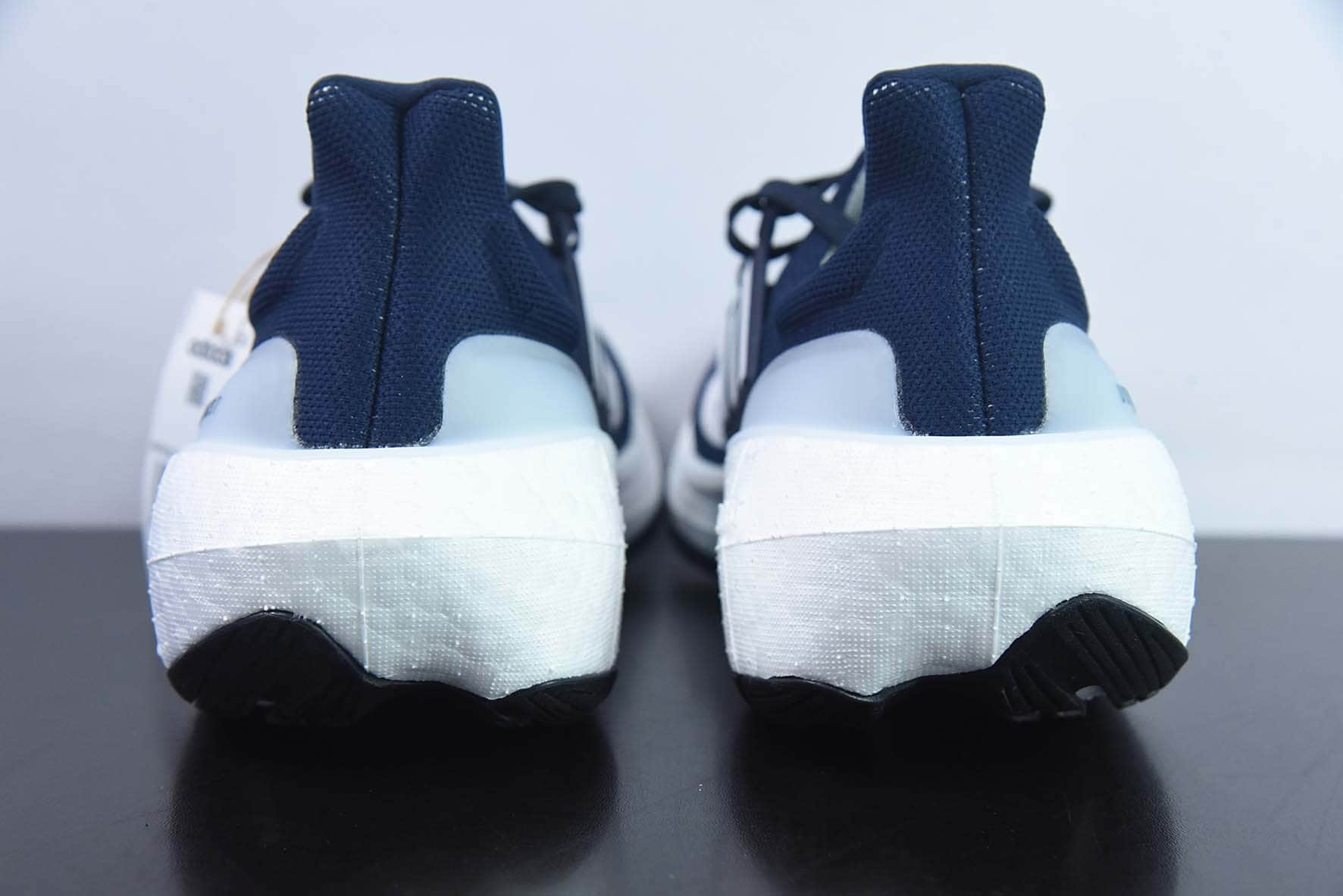 阿迪达斯Adidas Ultra Boost Light UB23白蓝超弹力爆米花中底休闲跑步鞋纯原版本 货号:HP9203