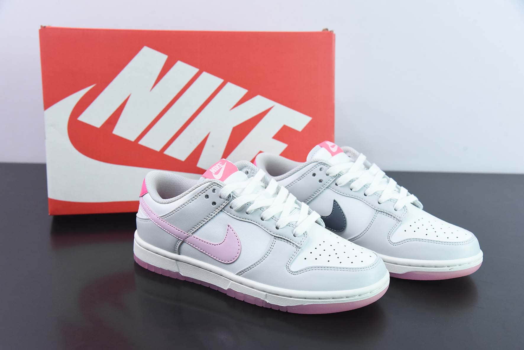 耐克NIKE SB Dunk Low Summit White & Pink Foam粉白520情人节SB低帮休闲滑板鞋纯原版本 货号:FN3451-161